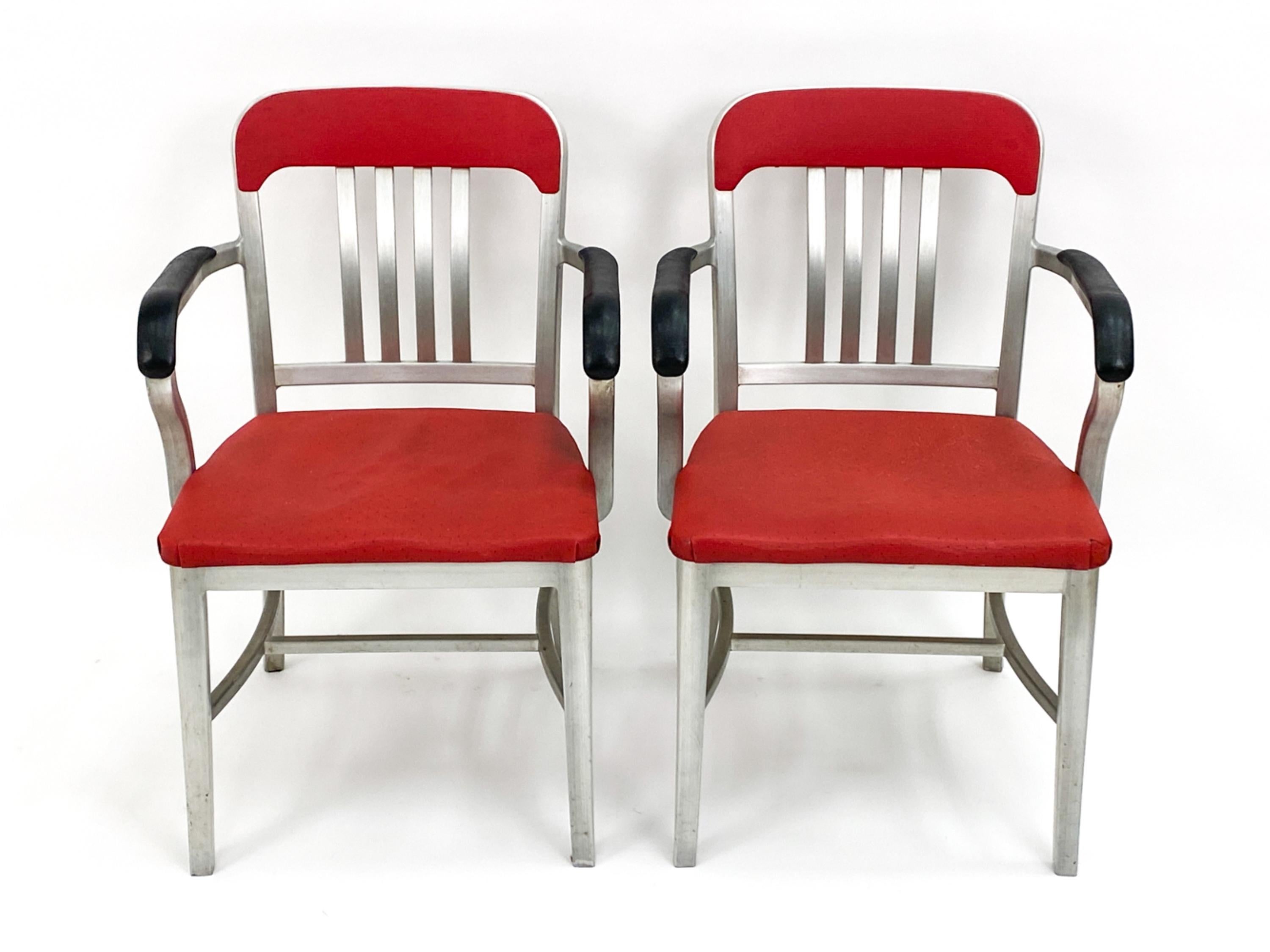 Paar Sessel aus Aluminium und Vinyl von Goodform, ca. 1950er Jahre, Paar (Moderne der Mitte des Jahrhunderts) im Angebot