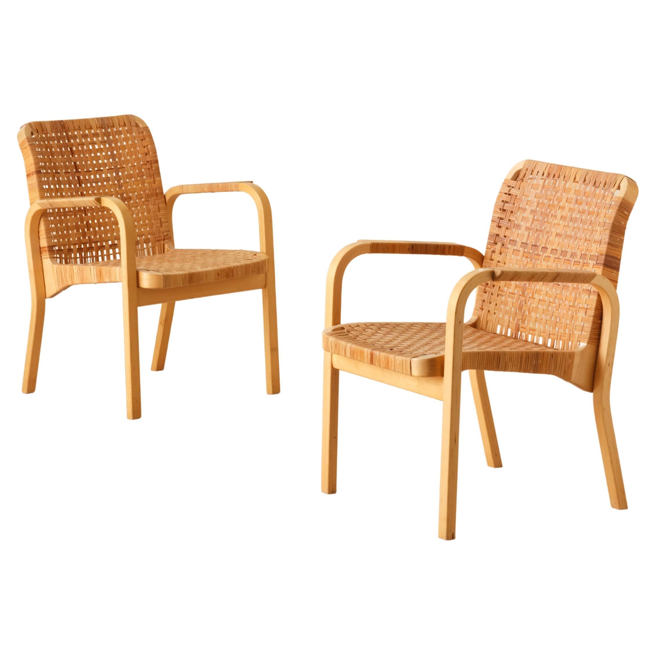 Pair of Alvar Aalto Armchair 45, Produced by Artek, 1970s im Angebot