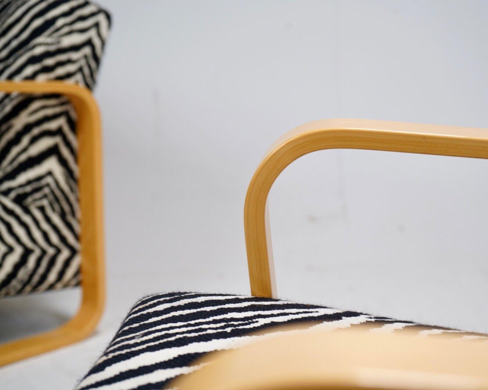 Pareja De Sillas Alvar Aalto Modelo 44 'Paimio Acolchado' Sillas en venta 3