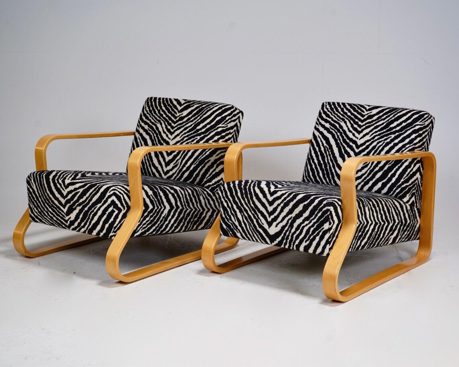 Pareja De Sillas Alvar Aalto Modelo 44 'Paimio Acolchado' Sillas Tela en venta