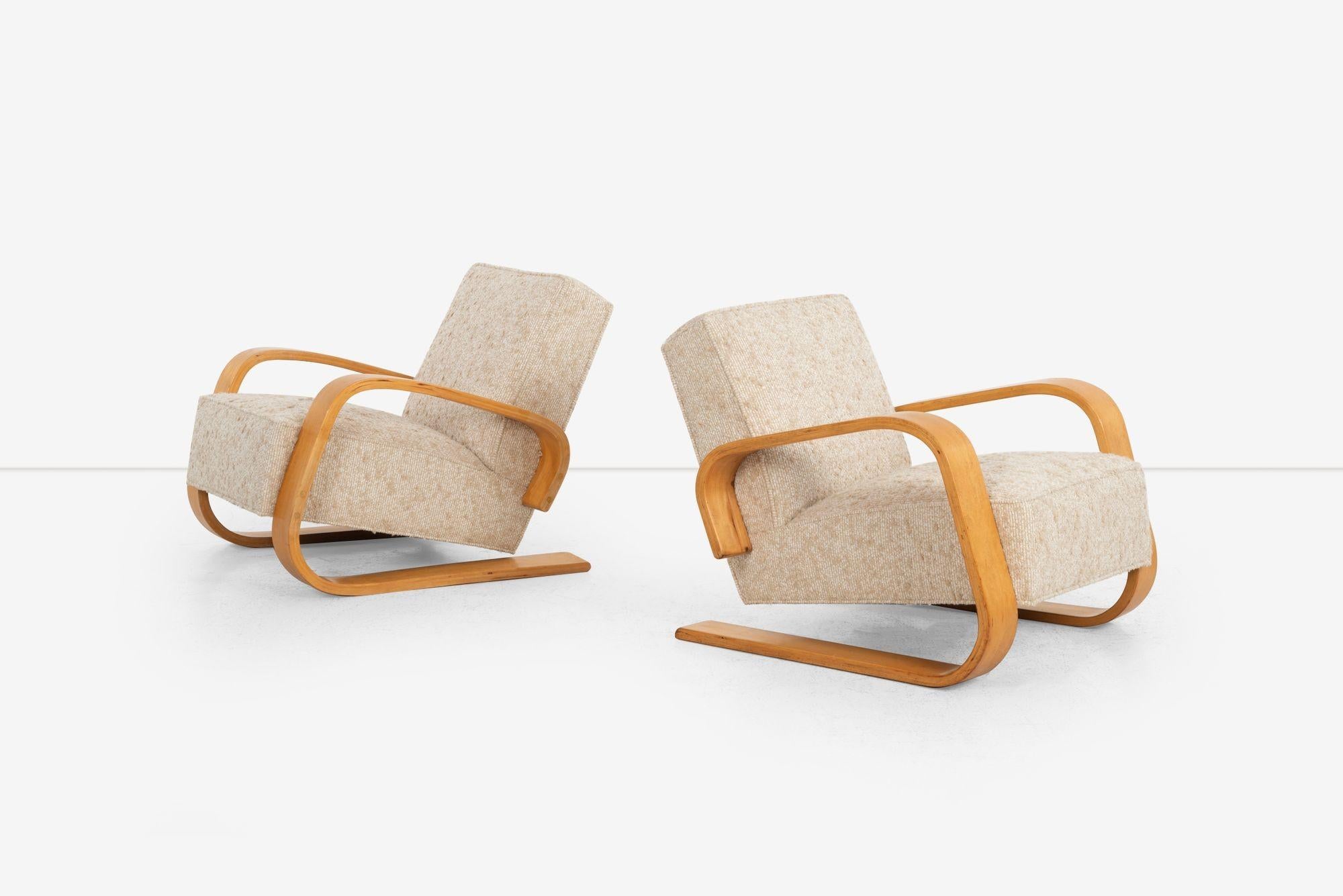Appliqué Paire de chaises tank Alvar Aalto+Aalto pour Artek Finlande 1937 en vente