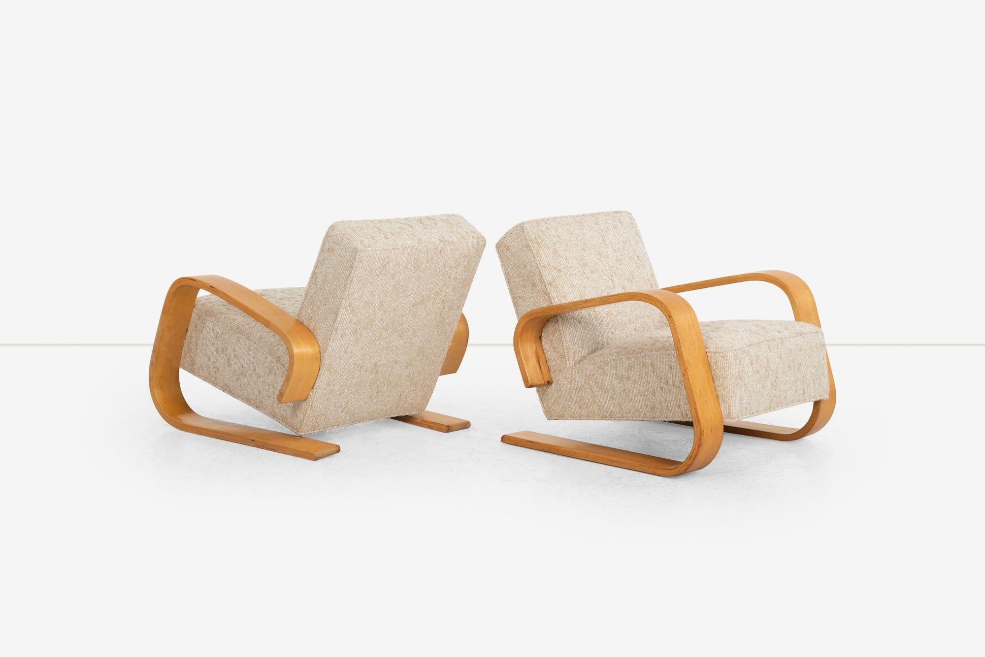 Tissu d'ameublement Paire de chaises tank Alvar Aalto+Aalto pour Artek Finlande 1937 en vente