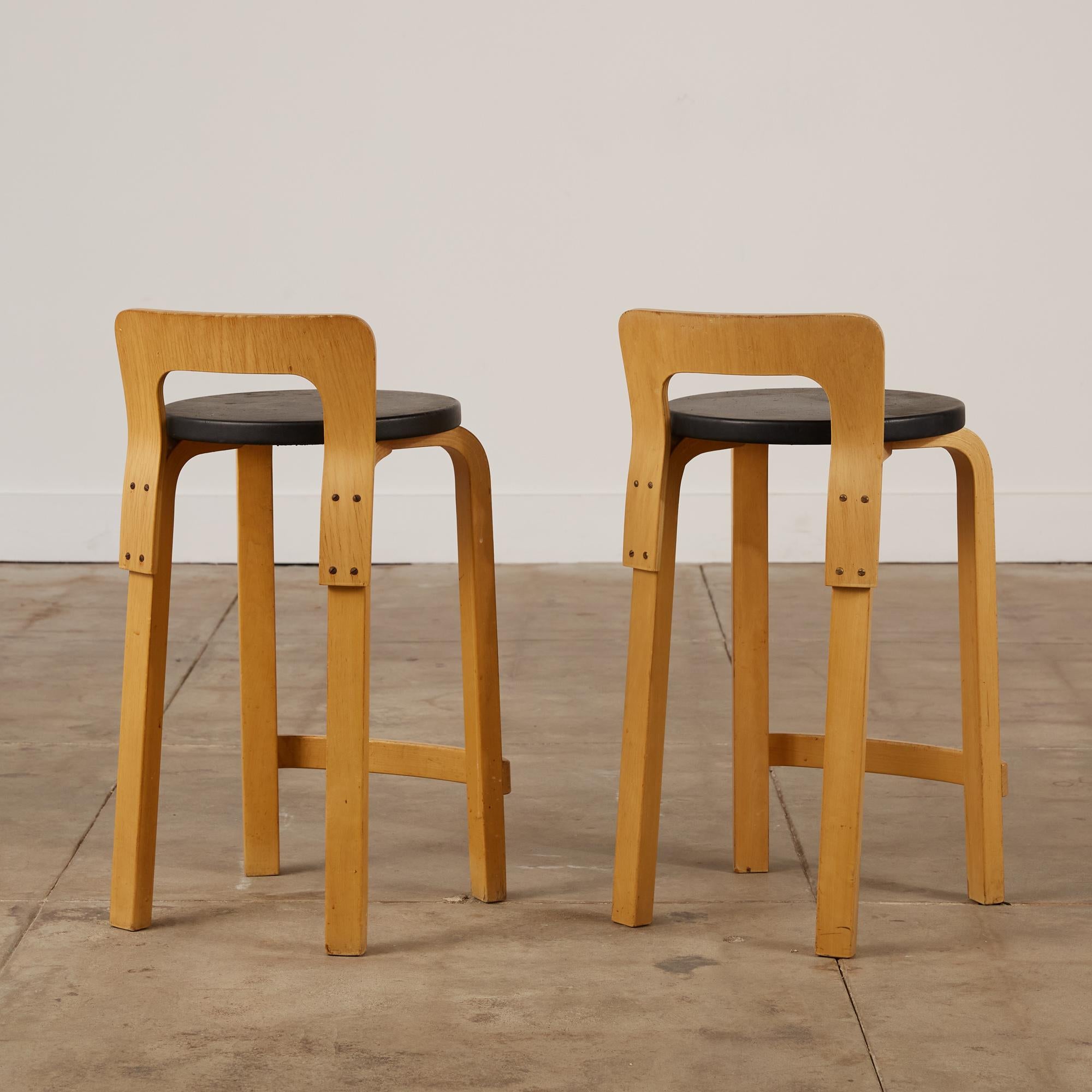 Mid-Century Modern Pair of Alvar Aalto K65 High Chairs for Artek