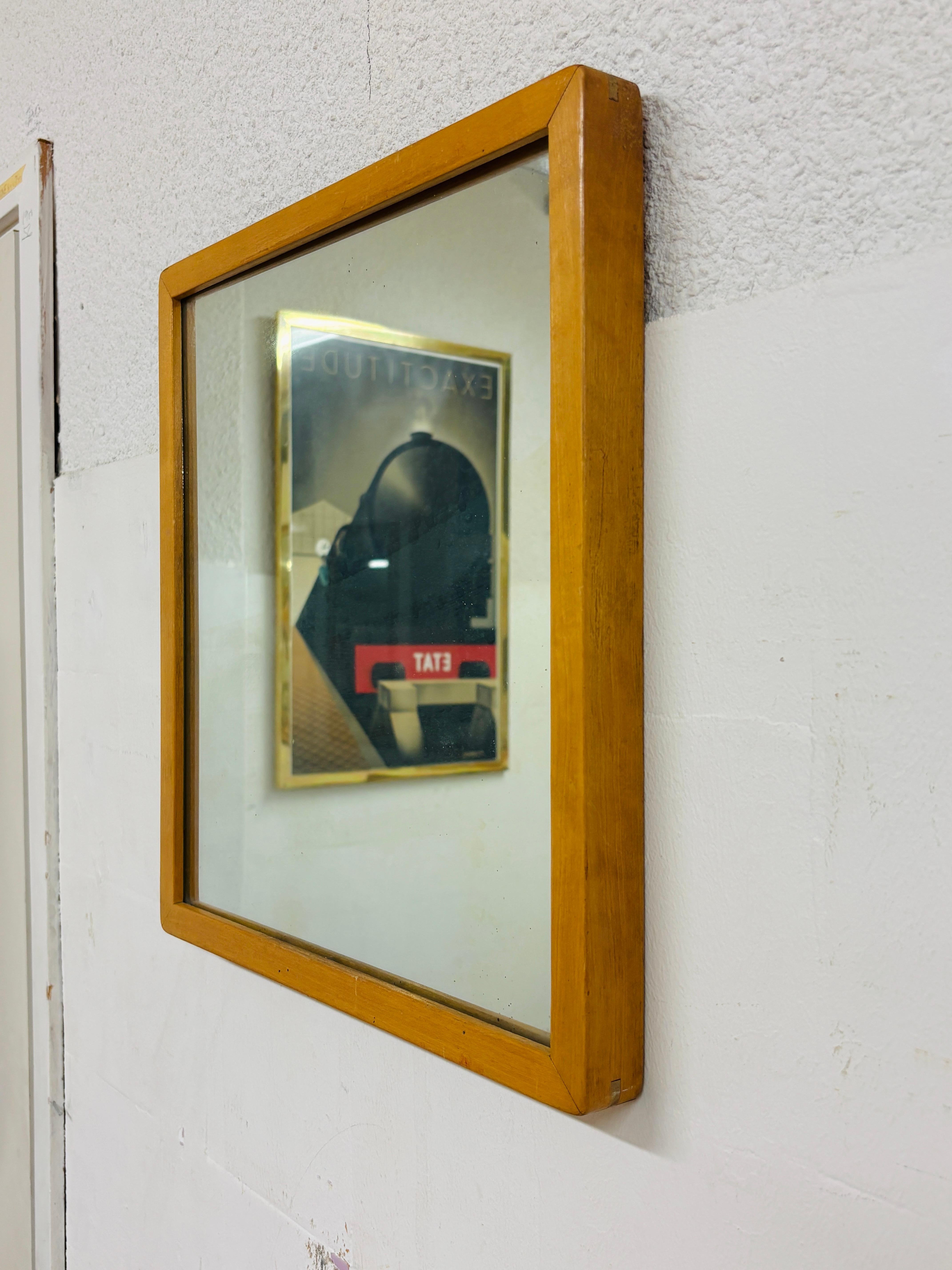 Mid-Century moderno Coppia di piccoli specchi di Alvar Aalto degli anni '50, Aalto+Aalto Finlandia in vendita