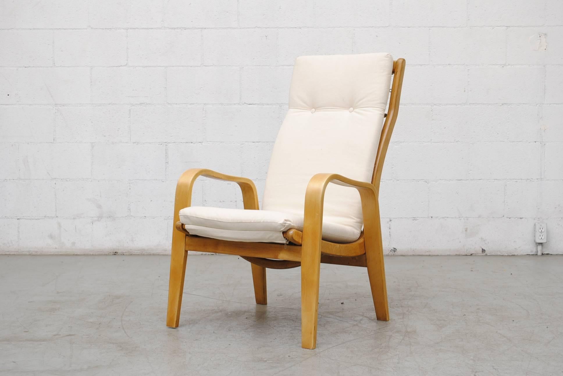 Mid-Century Modern Pair of Alvar Aalto Style Bent Plywood Lounge Chairs by Pastoe
