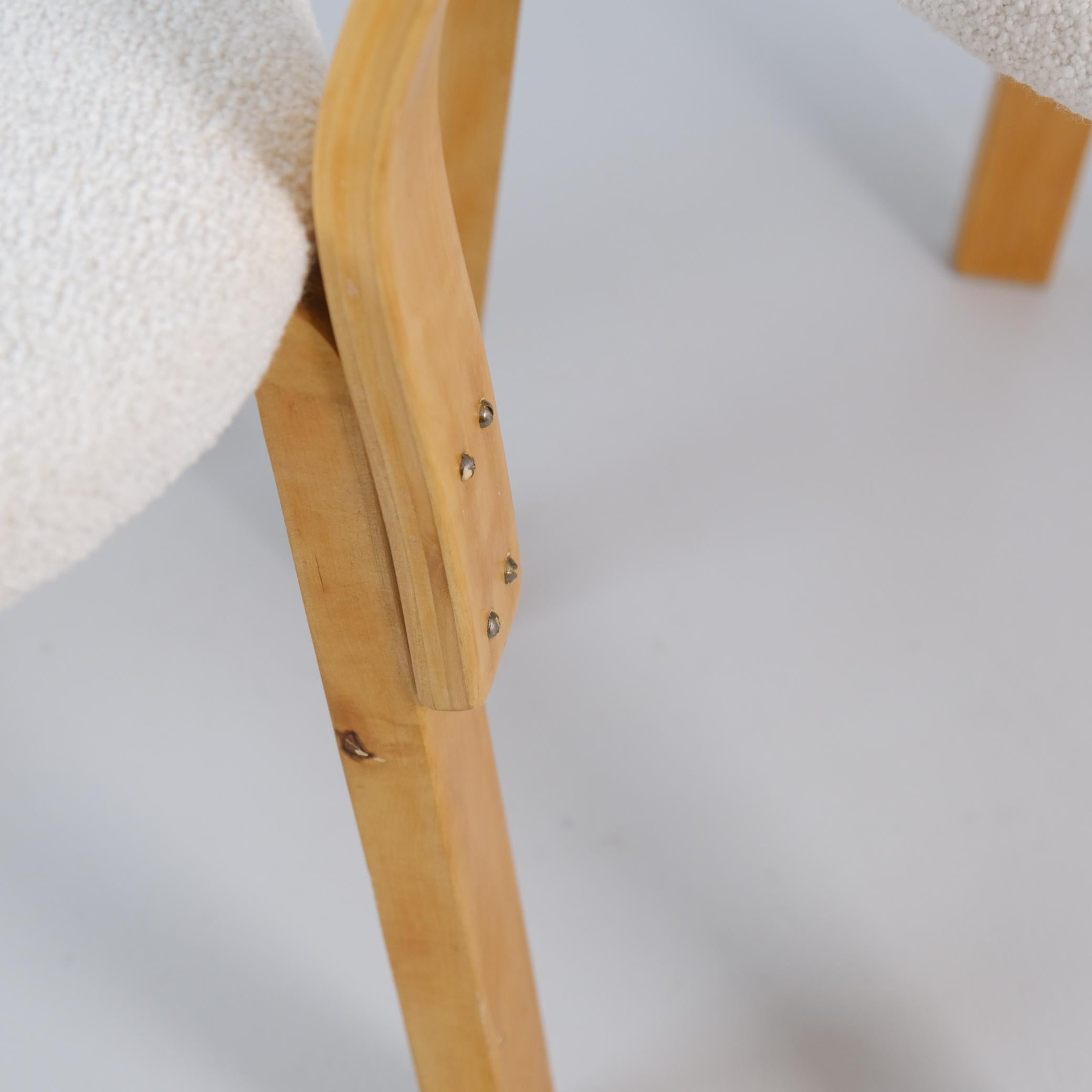 Pair of Alvar Aalto War Time Chairs With Finger Joints Model 69, Artek 1940s In Good Condition For Sale In Helsinki, FI