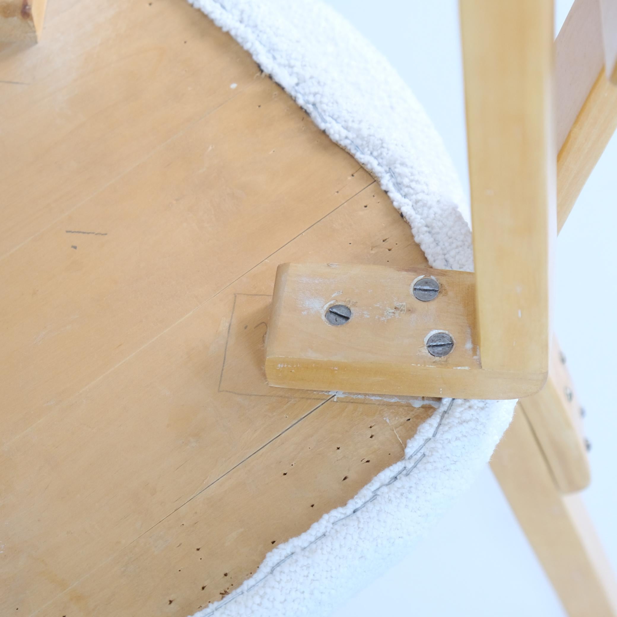 Pair of Alvar Aalto War Time Chairs With Finger Joints Model 69, Artek 1940s For Sale 1