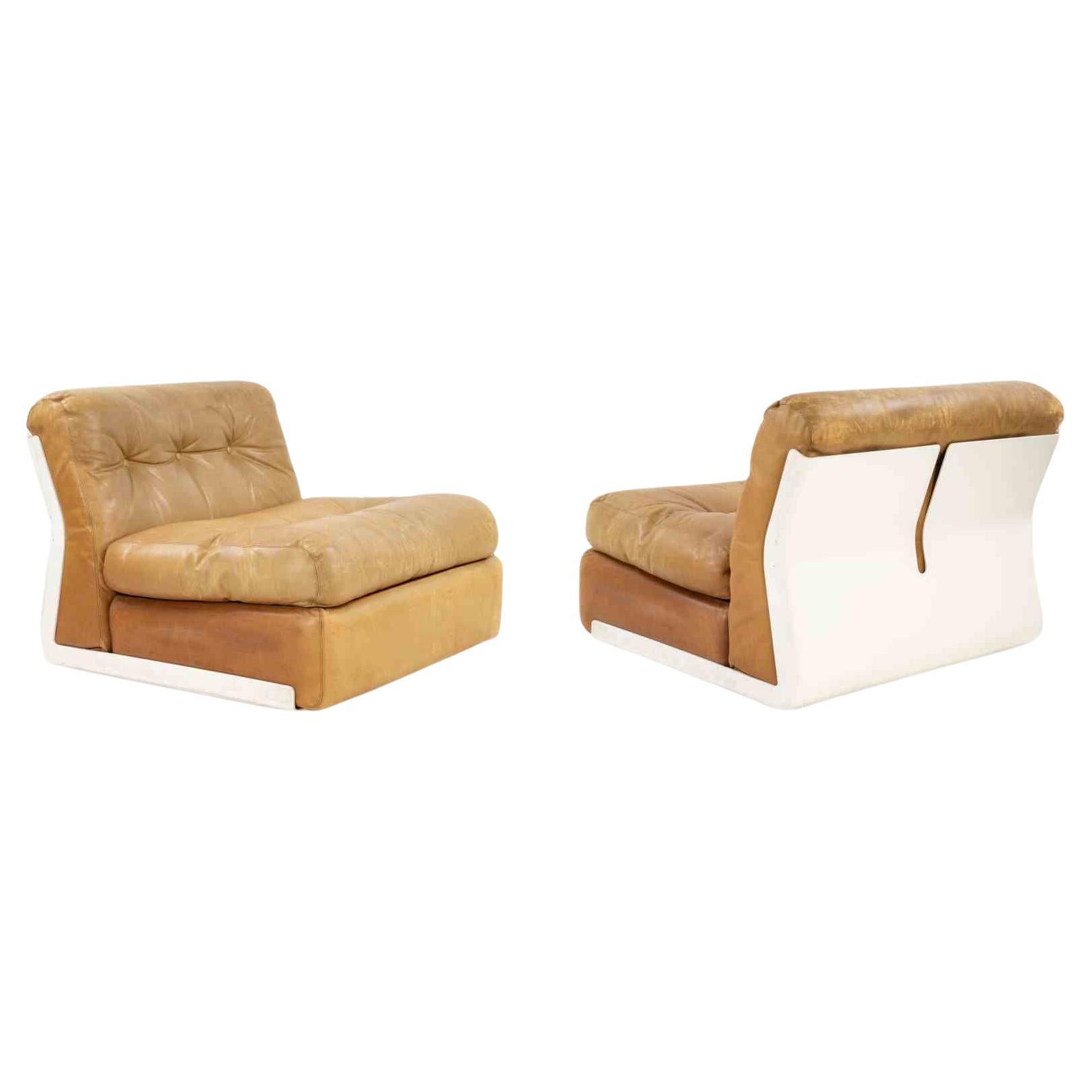 Pareja de sillones de cuero Amanta para C&B, Italia Años 60 en venta