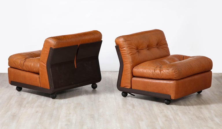 Pair of 'Amanta' Leather Lounge Chairs by Mario Bellini for B&B Italia For Sale 4