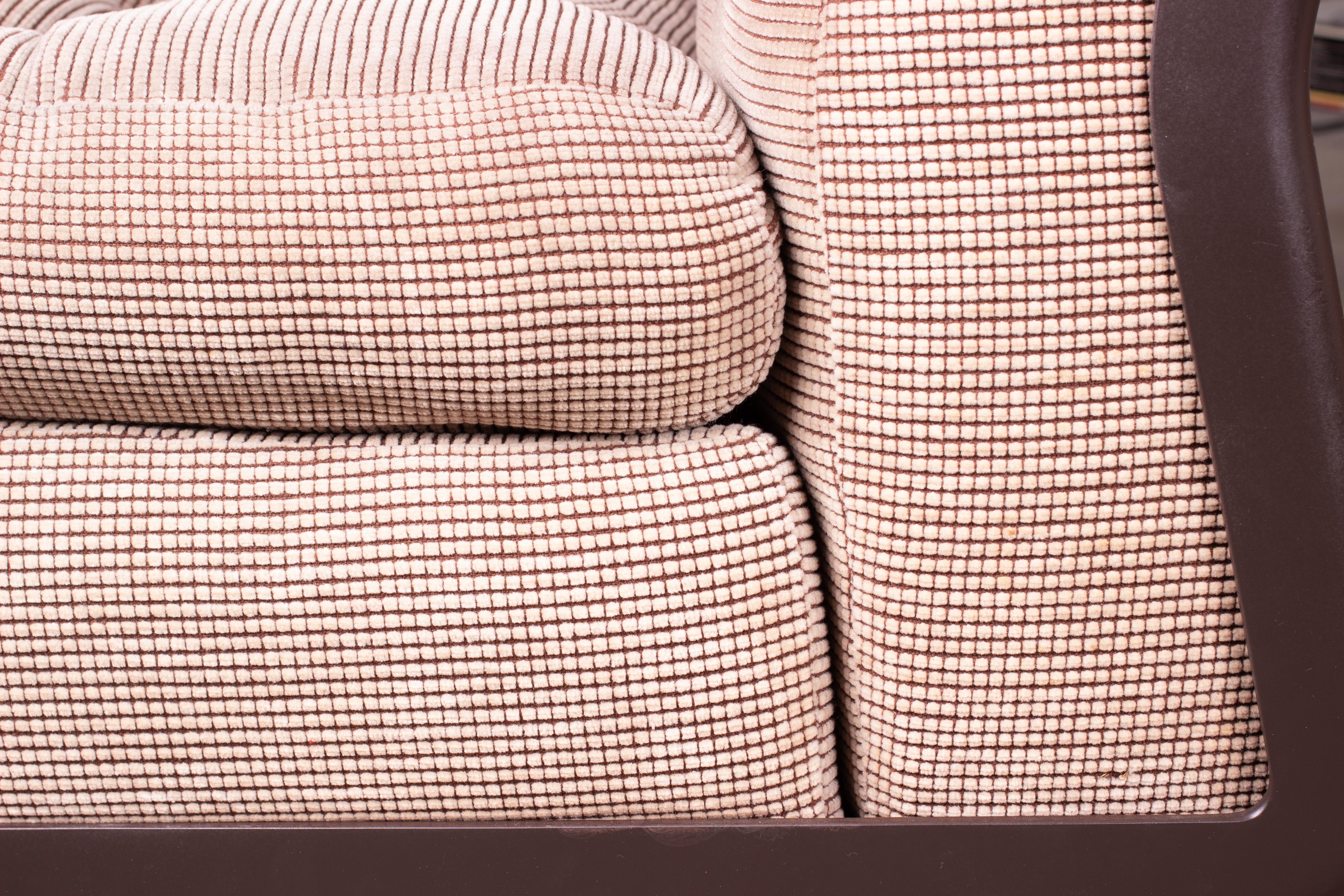 Pair of Amanta Lounges by Mario Bellini for B&B Italia in Original Upholstery 6