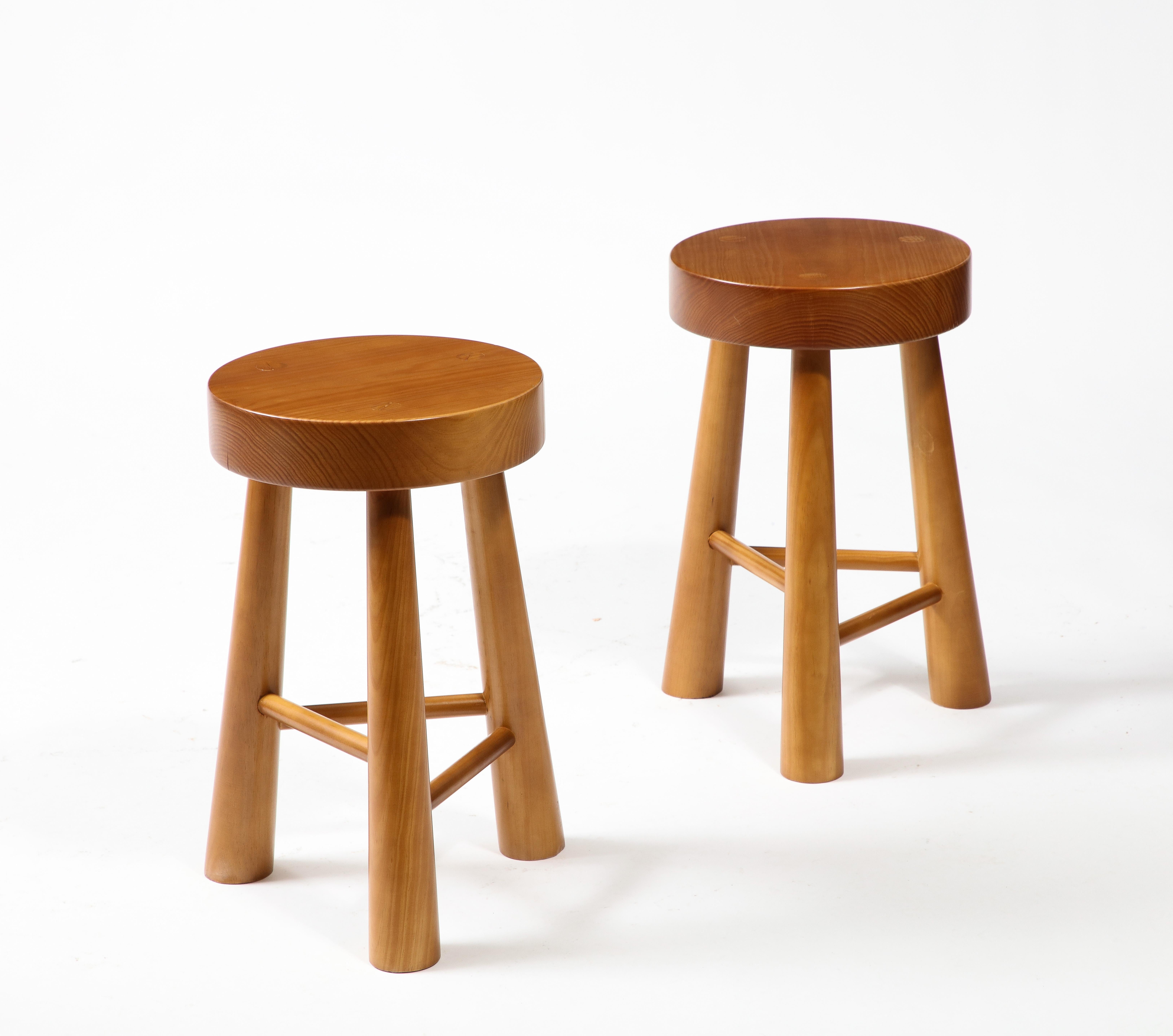 Contemporary Pair of Amarante Solid Pinewood Stools For Sale