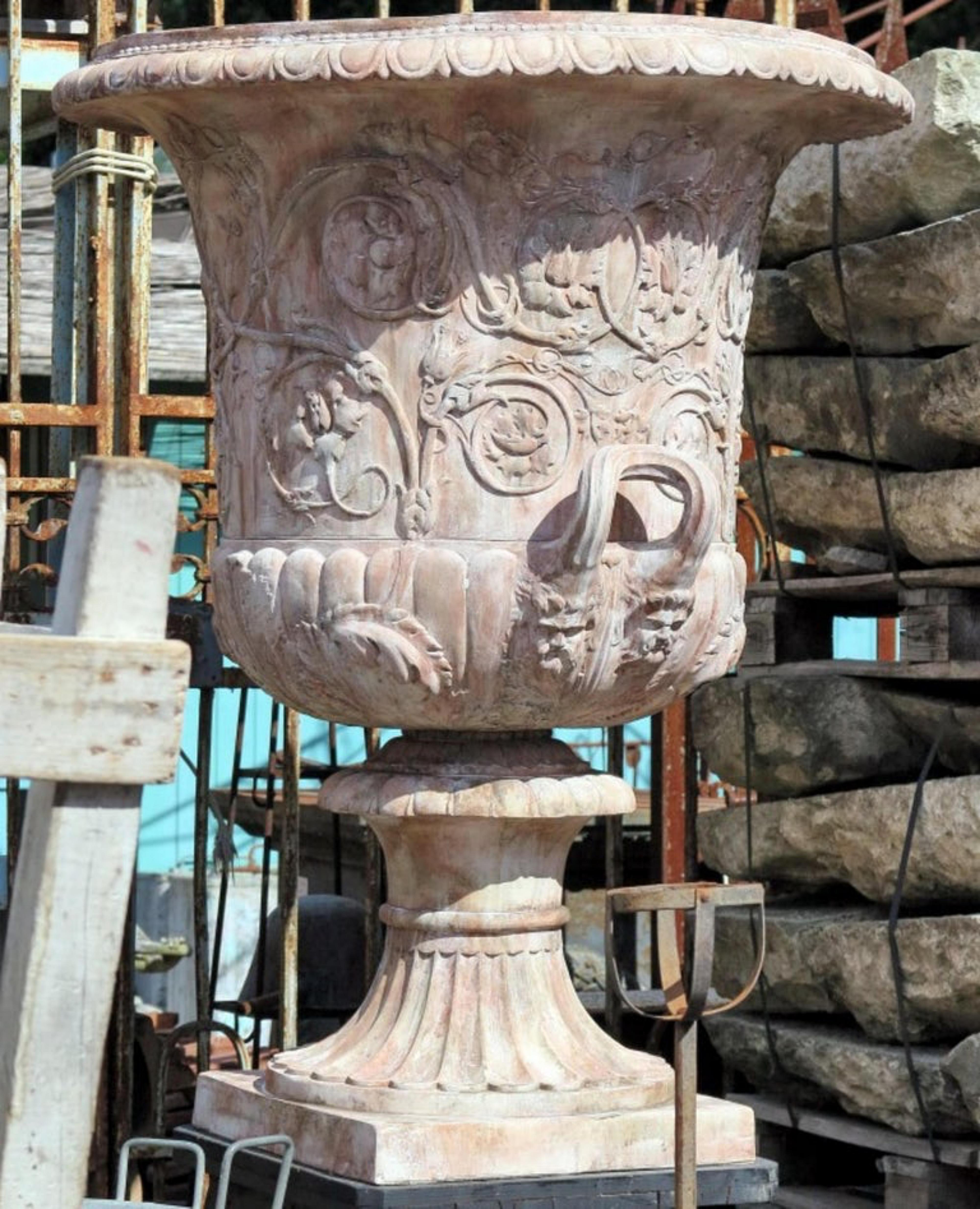 Classical Roman Pair of Amazing Capitoline Vase of Piranesi Bell, Early 20th Century