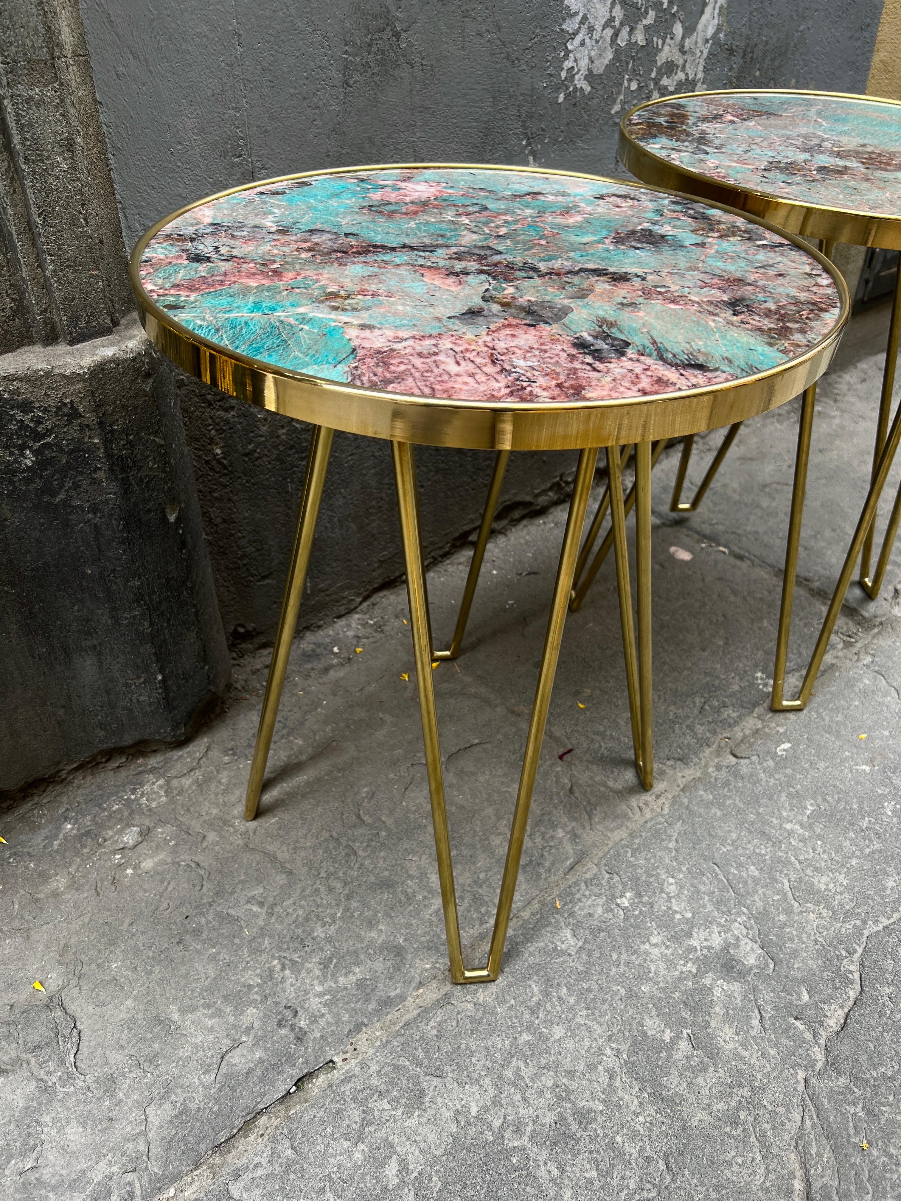 Late 20th Century Pair of Amazzonite Marble Round  Side/End Tables with Brass Structure 1980 For Sale