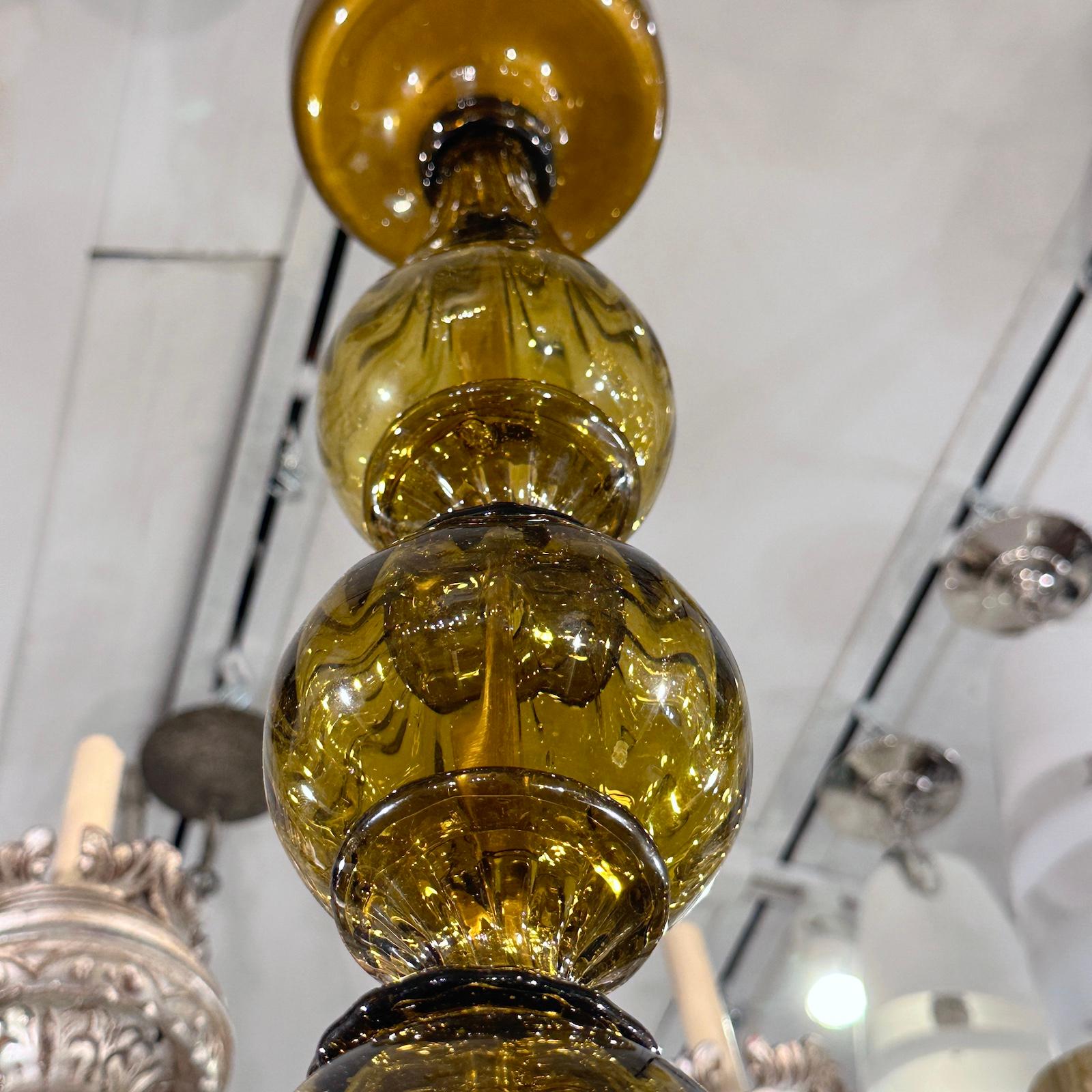 Ein Paar Bernstein-Art-Déco-Murano-Kronleuchter, einzeln verkauft (Muranoglas) im Angebot