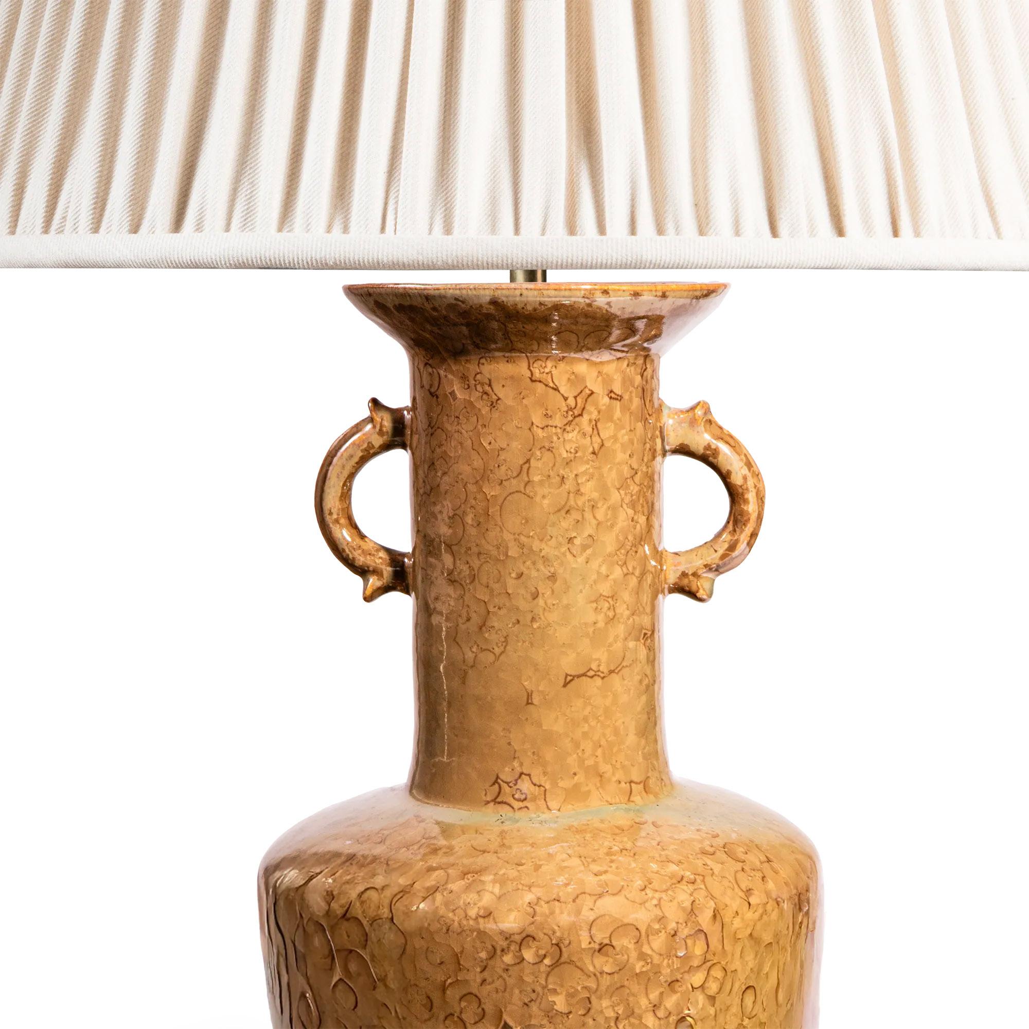 Paar bernsteinfarbene, kristallin glasierte Tischlampen (21. Jahrhundert und zeitgenössisch) im Angebot