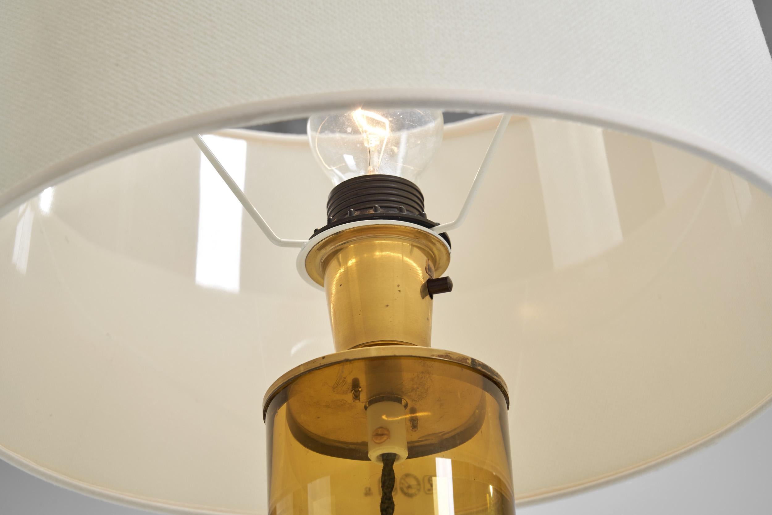 Pair of Amber Glass and Brass Table Lamps, Europe Mid-20th Century 5