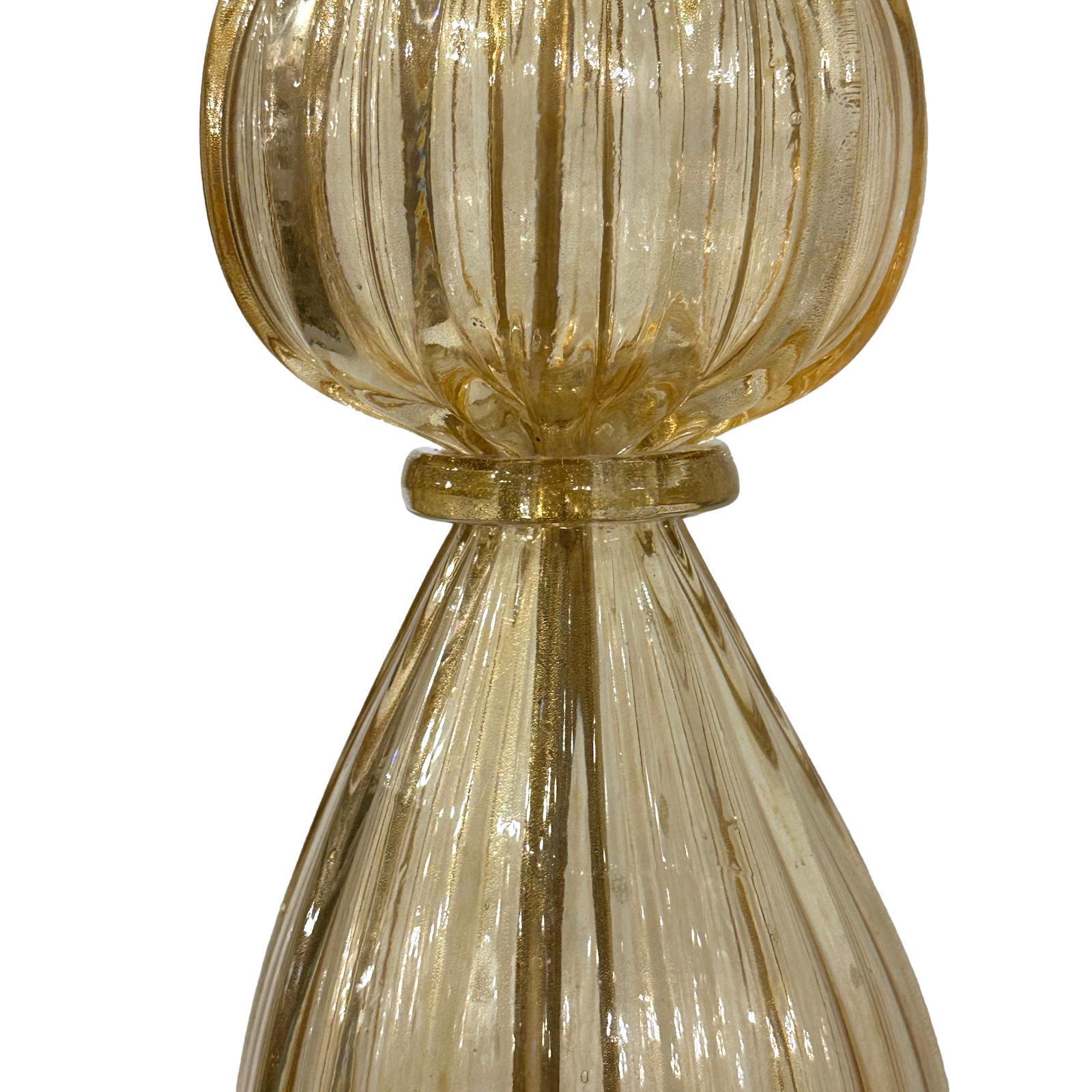 Pair of Amber Glass Murano Lamps In Good Condition For Sale In New York, NY