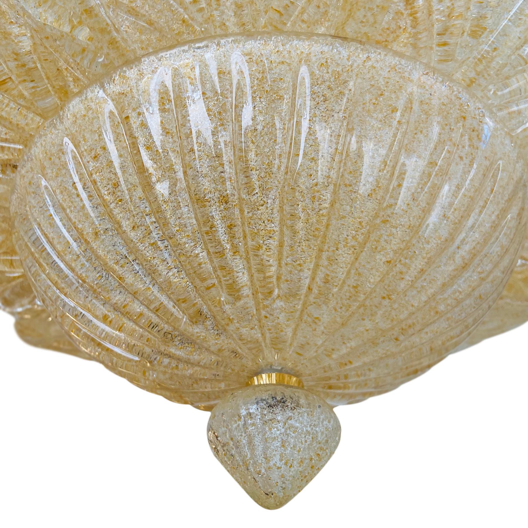 Paire de luminaires de Murano en or ambré, vendus individuellement en vente 2