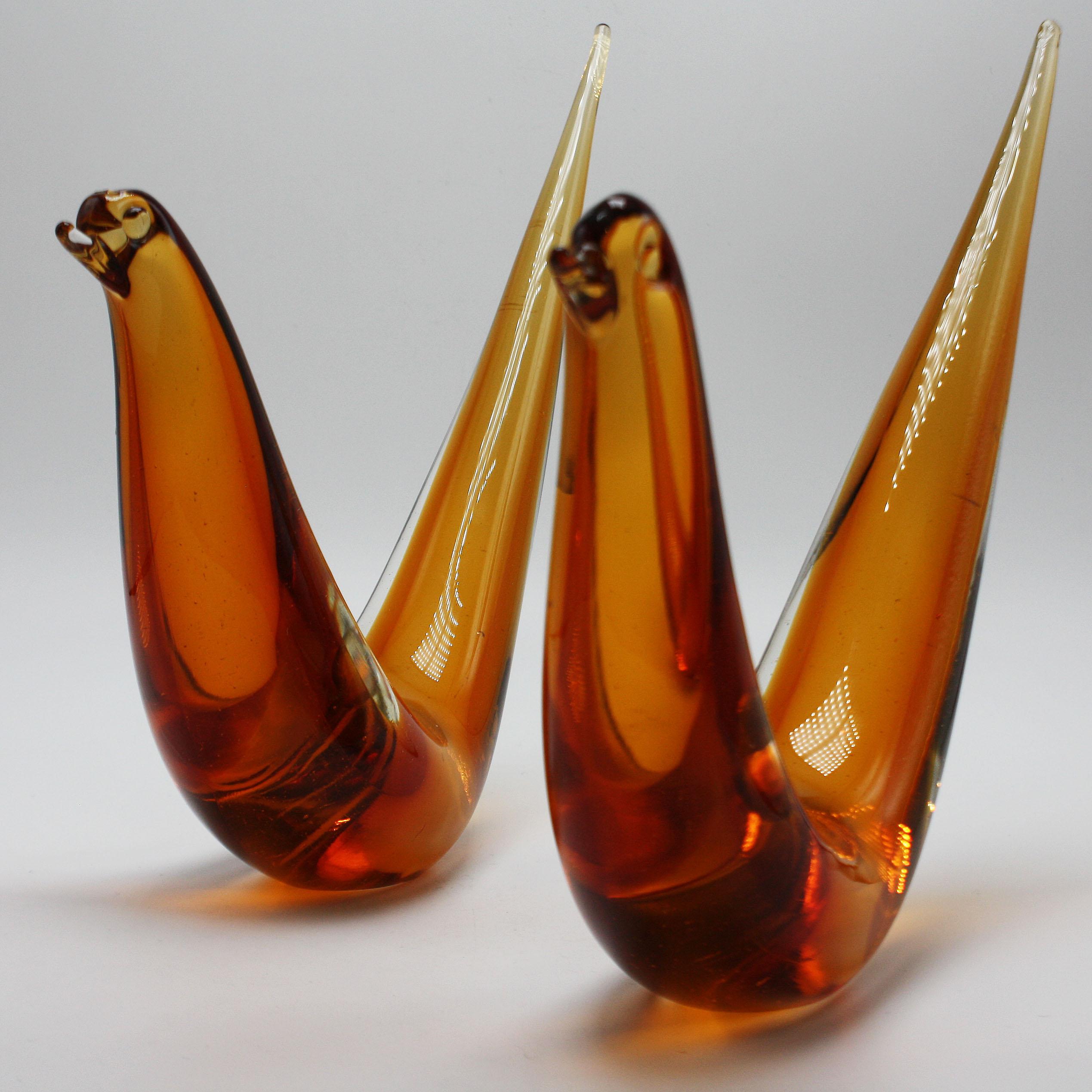 Pair of Amber Murano Glass Abstract Birds, circa 1960 In Good Condition In Dallas, TX
