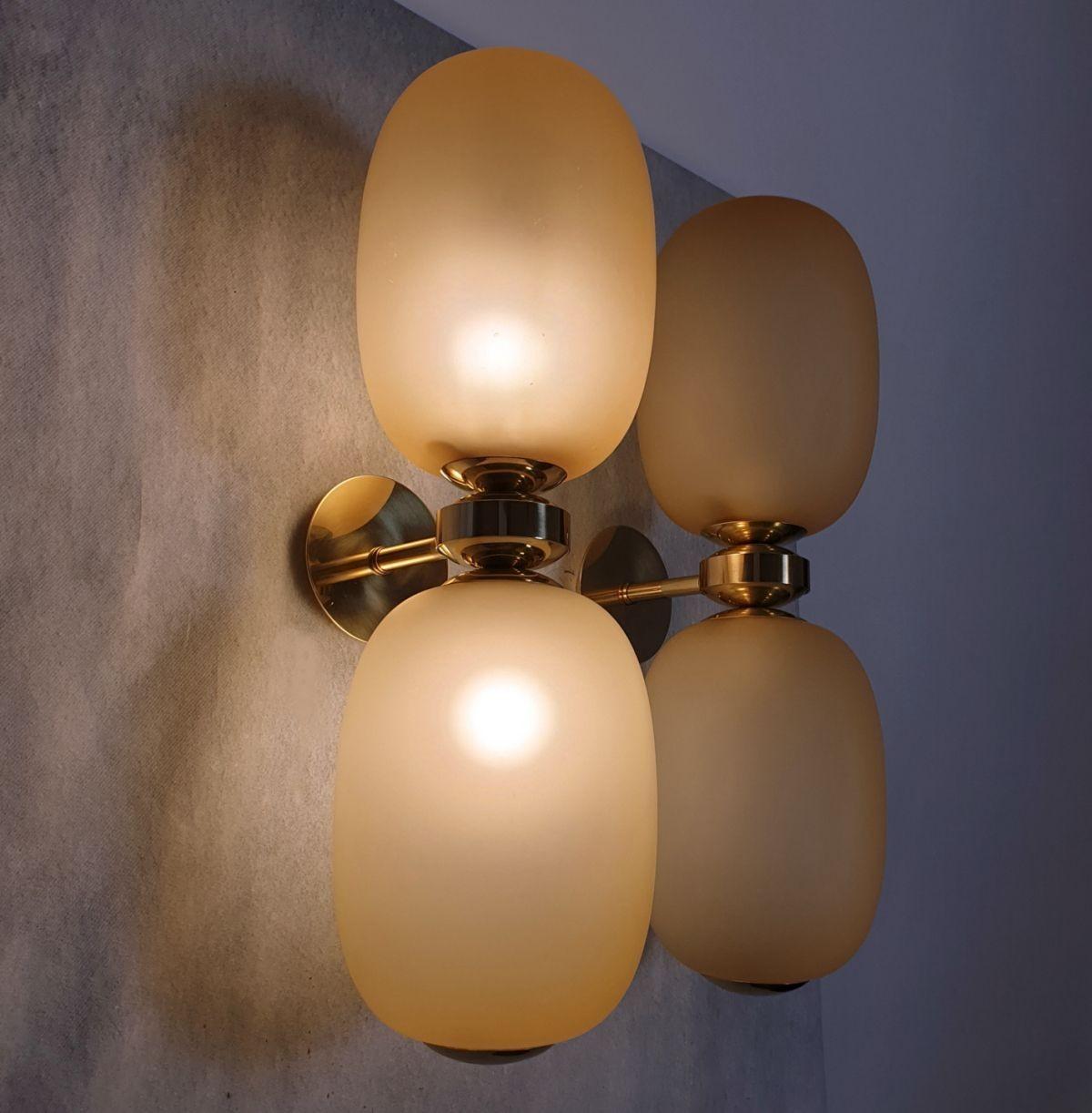 Italiano Coppia di lampade in vetro di Murano color ambra in vendita