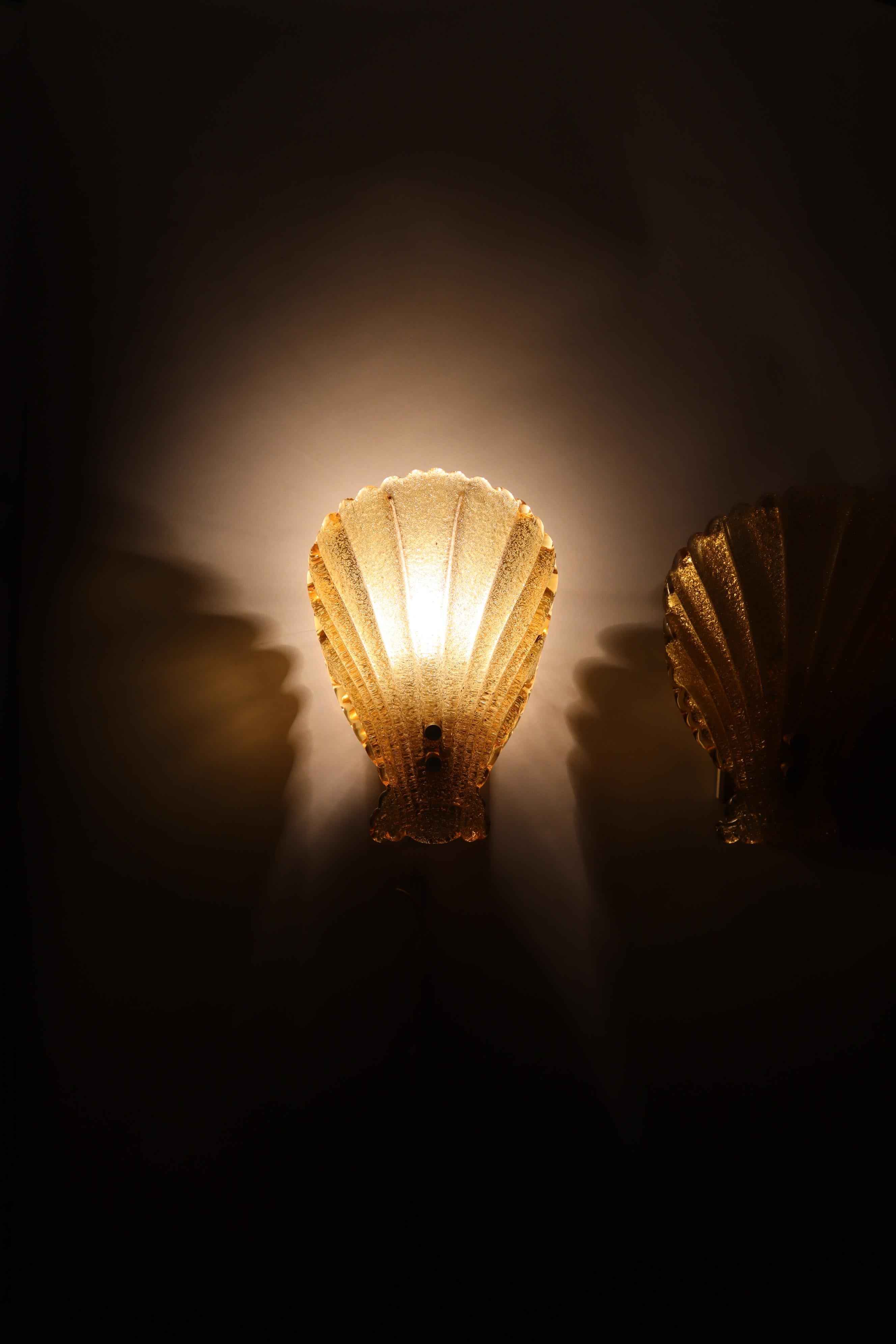 Pair of Amber Murano Glass Shell Lamps, 1960s 12