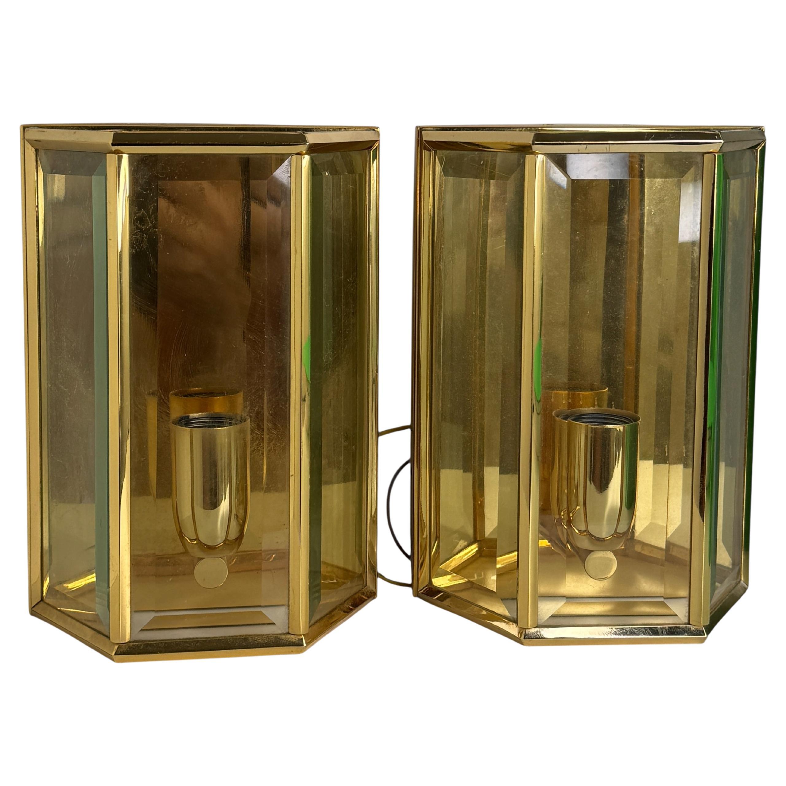 Pareja de candelabros cuadrados de cristal ámbar Marco de latón, Austria, años 60