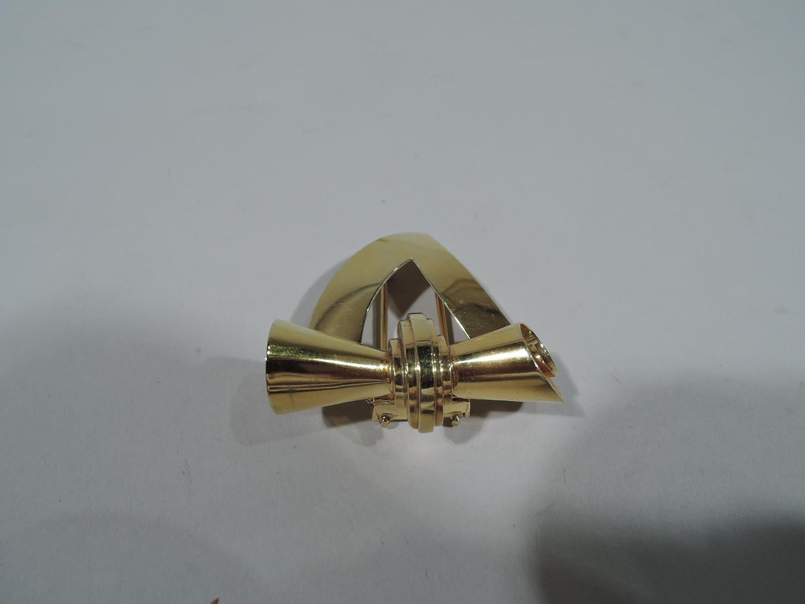 Pair of American 14 Karat Gold Retro Strapwork Pins For Sale 2