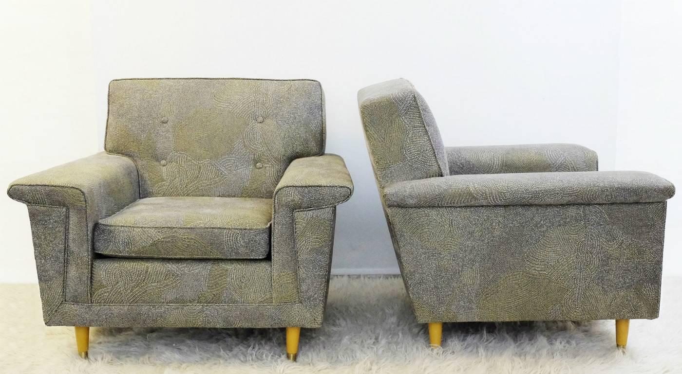 Pair of American Armchairs, Rowe - New Upholstery by Pierre Frey Collection In Excellent Condition For Sale In Brussels, BE