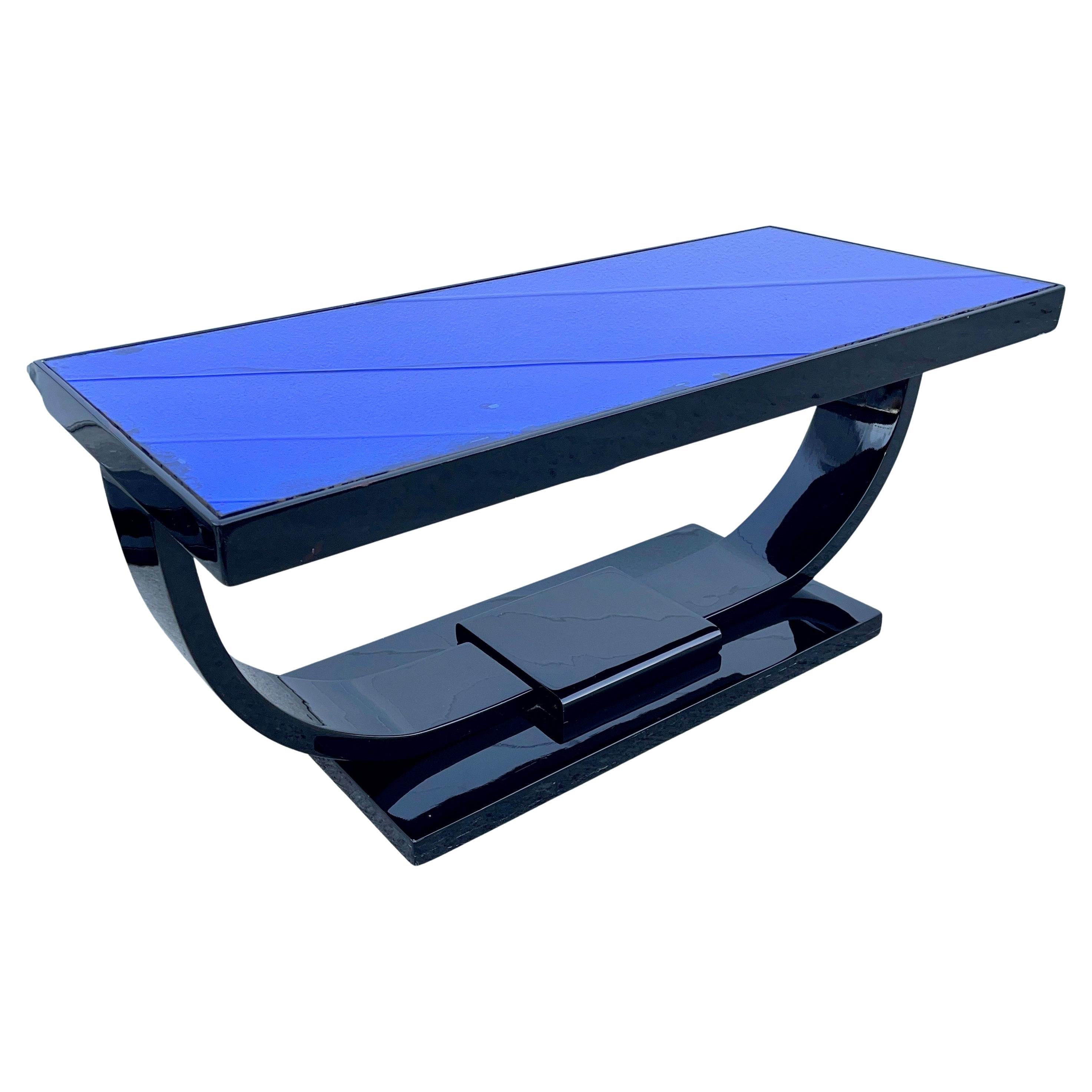 Paar amerikanische Art Deco Beistelltische Schwarzer Lack & Kobaltblauer Spiegel (Art déco) im Angebot