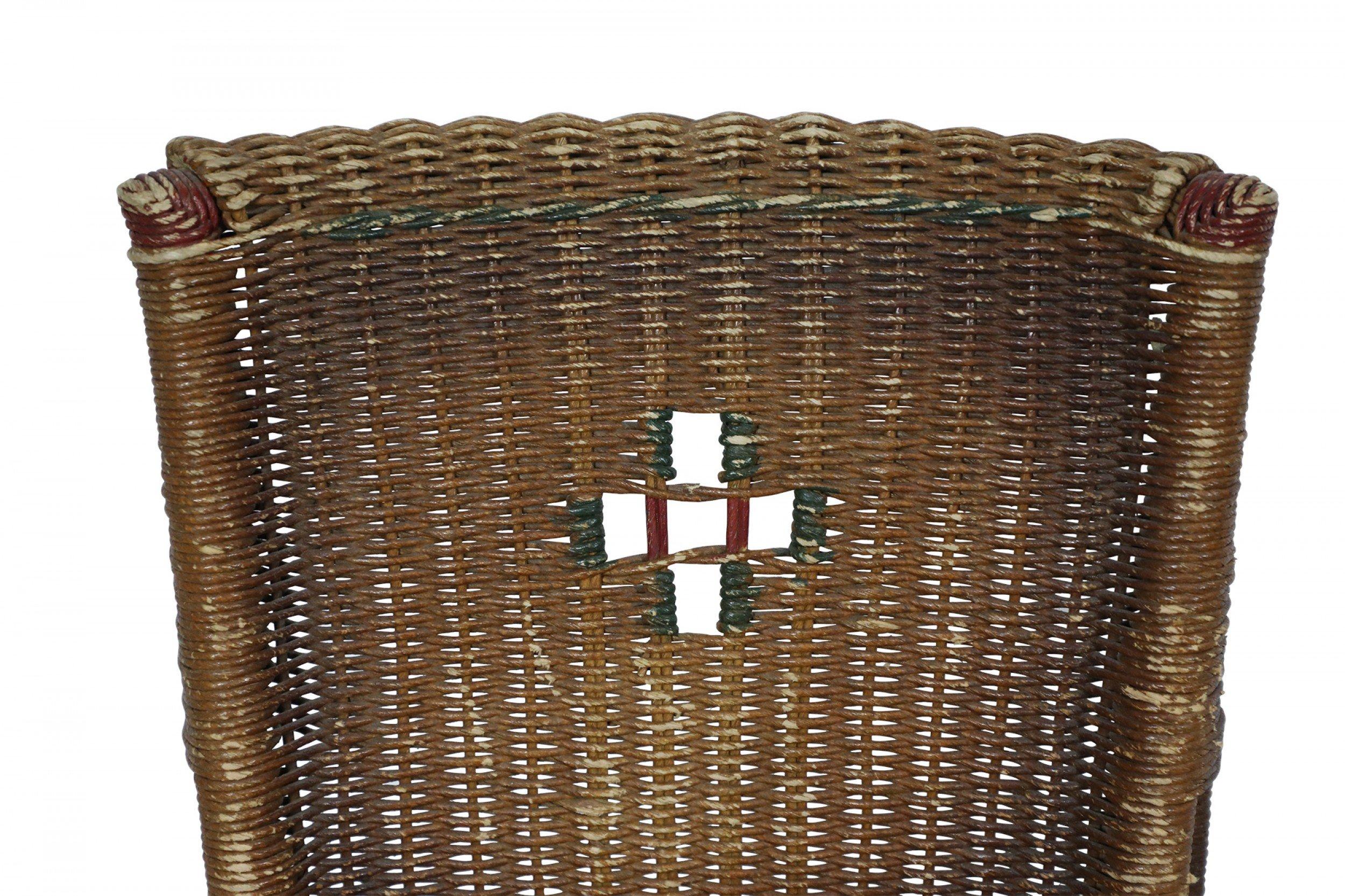 Buriné Paire de chaises d'appoint américaines en osier de style Art déco en vente