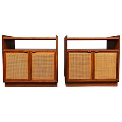 Pair of American Bedside Cabinets Vintage Pair of American Bedside Cabinets