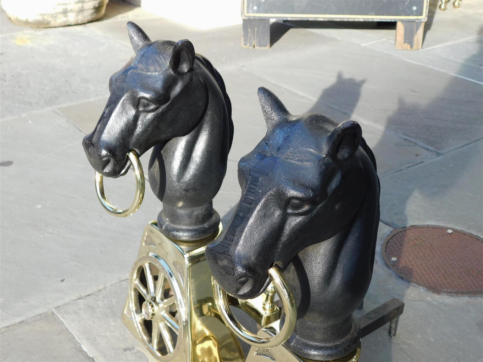 Americano Coppia di androni americani in ottone e ghisa a forma di testa di cavallo, circa 1850 in vendita