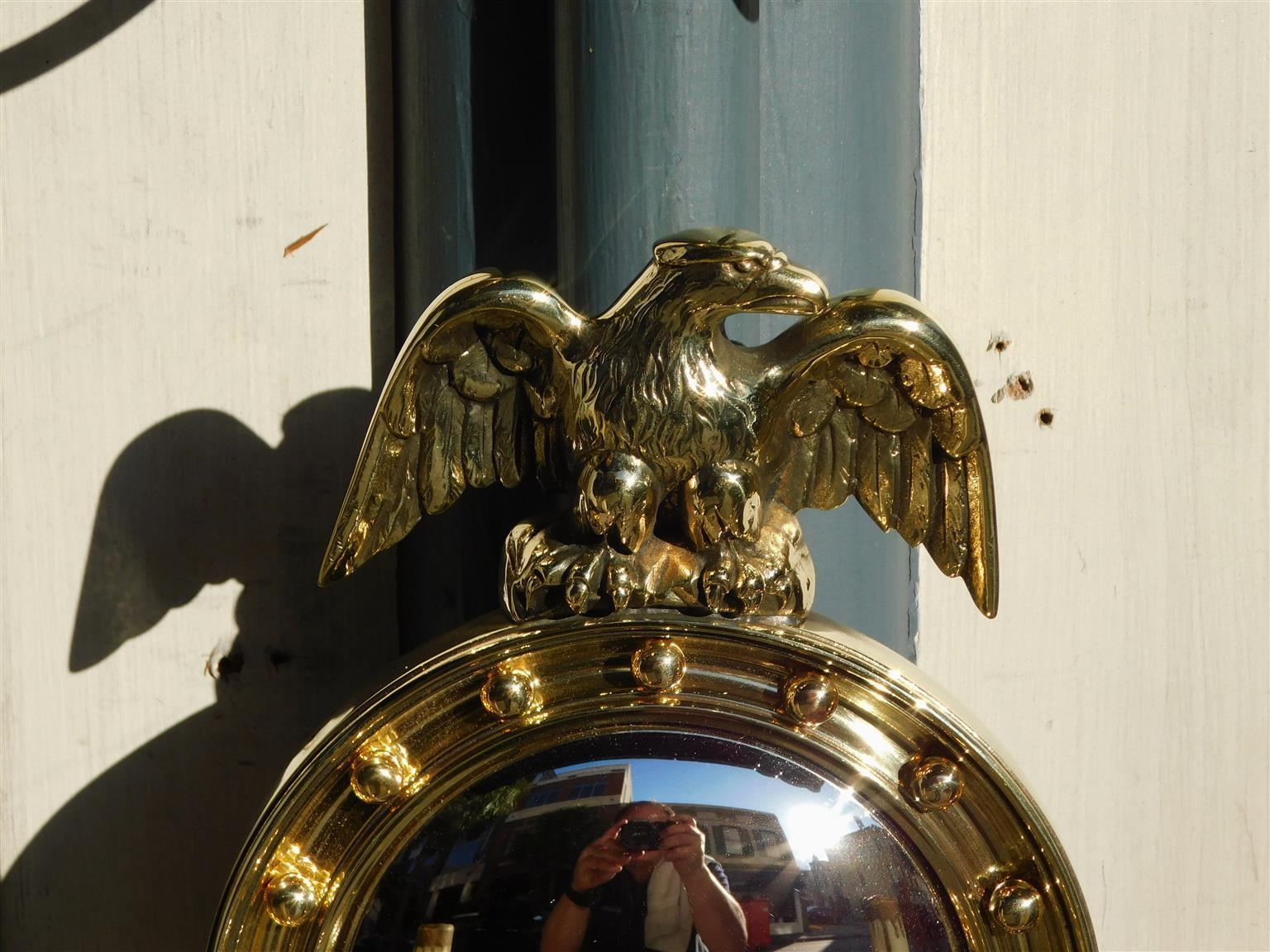 Pair of American Brass Eagle Convex Mirror Two Arm Foliage Wall Sconces, C. 1840 In Excellent Condition In Charleston, SC