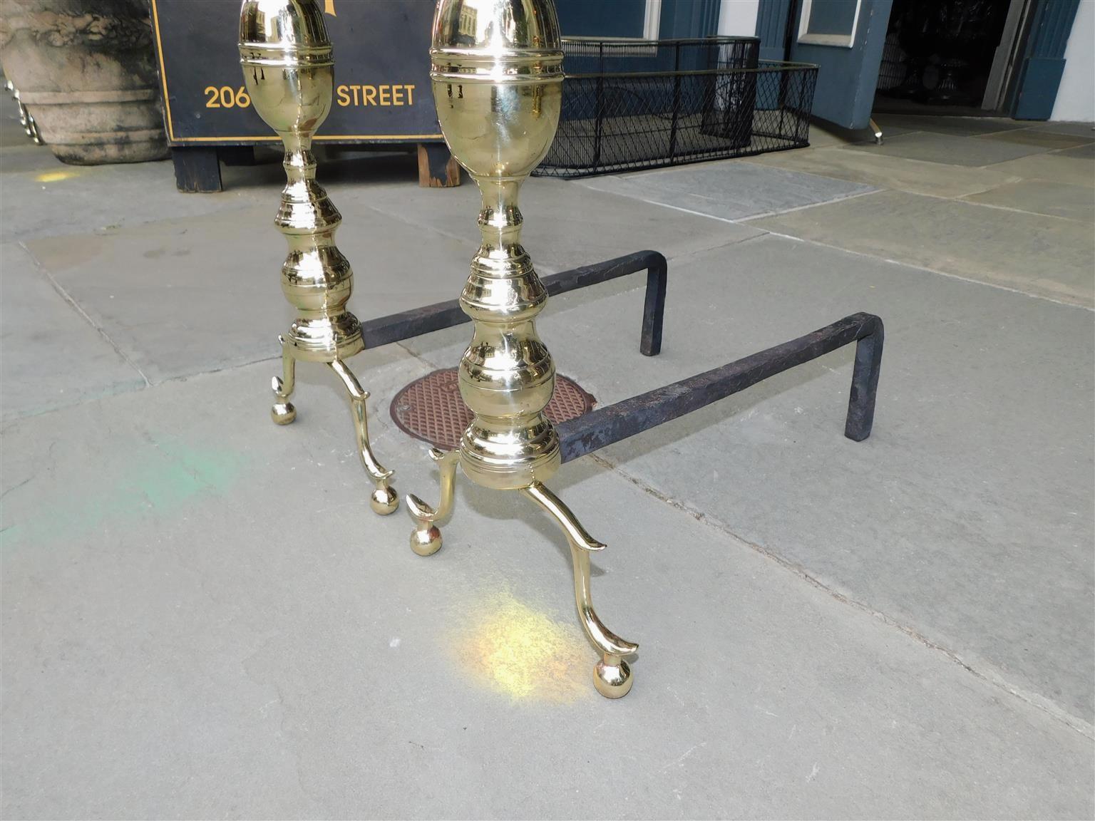 Pair of American Brass Lemon Finial Andirons with Spur Legs & Ball Feet, C. 1810 In Excellent Condition For Sale In Hollywood, SC