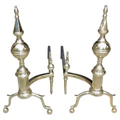 Coppia di Androni americani a stelo in ottone con gambe a sperone e piedi a sfera C 1800