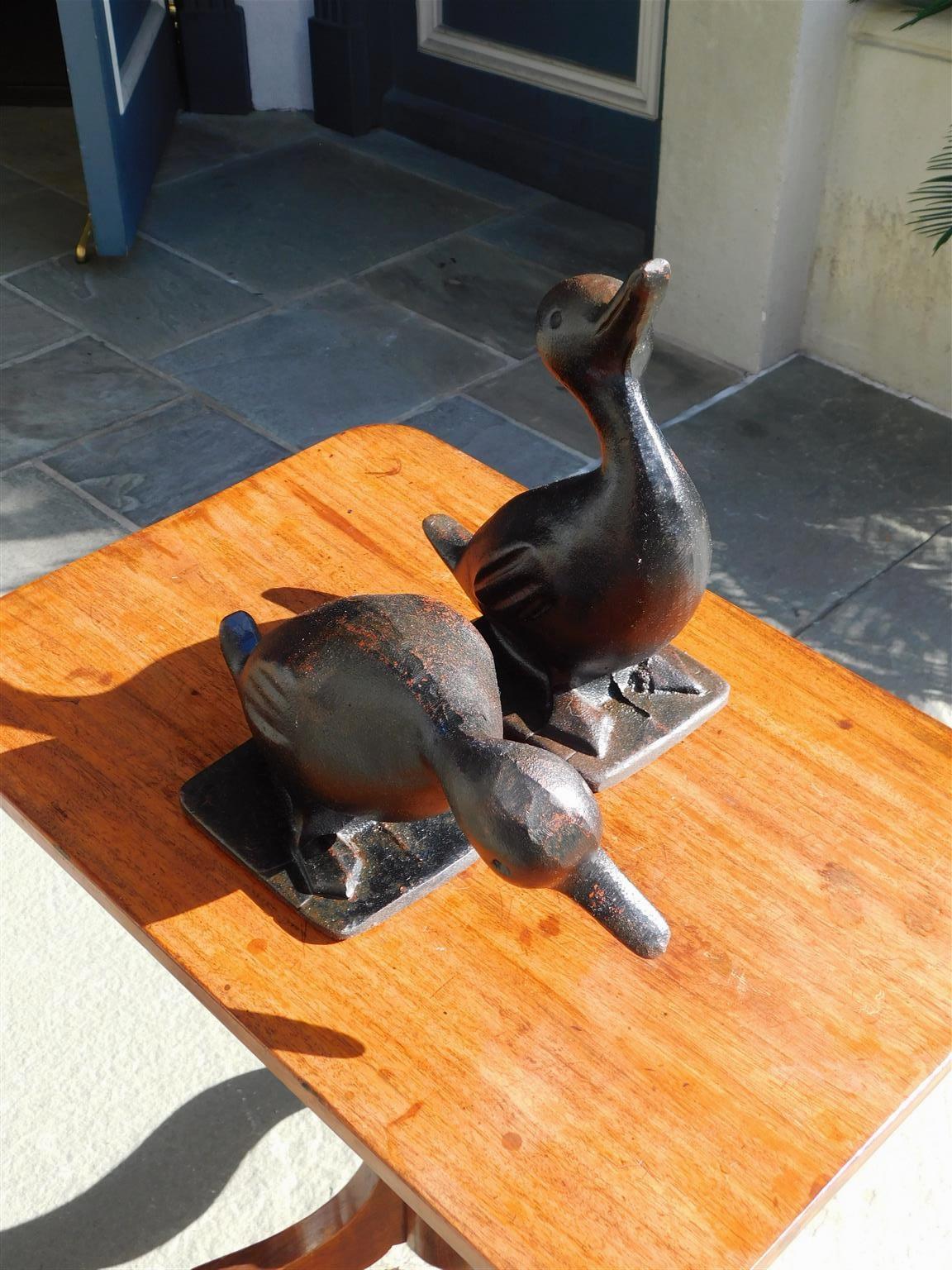 Pair of American Cast Iron Hand Painted Preening Ducks on Squared Base, C 1880 In Excellent Condition For Sale In Hollywood, SC