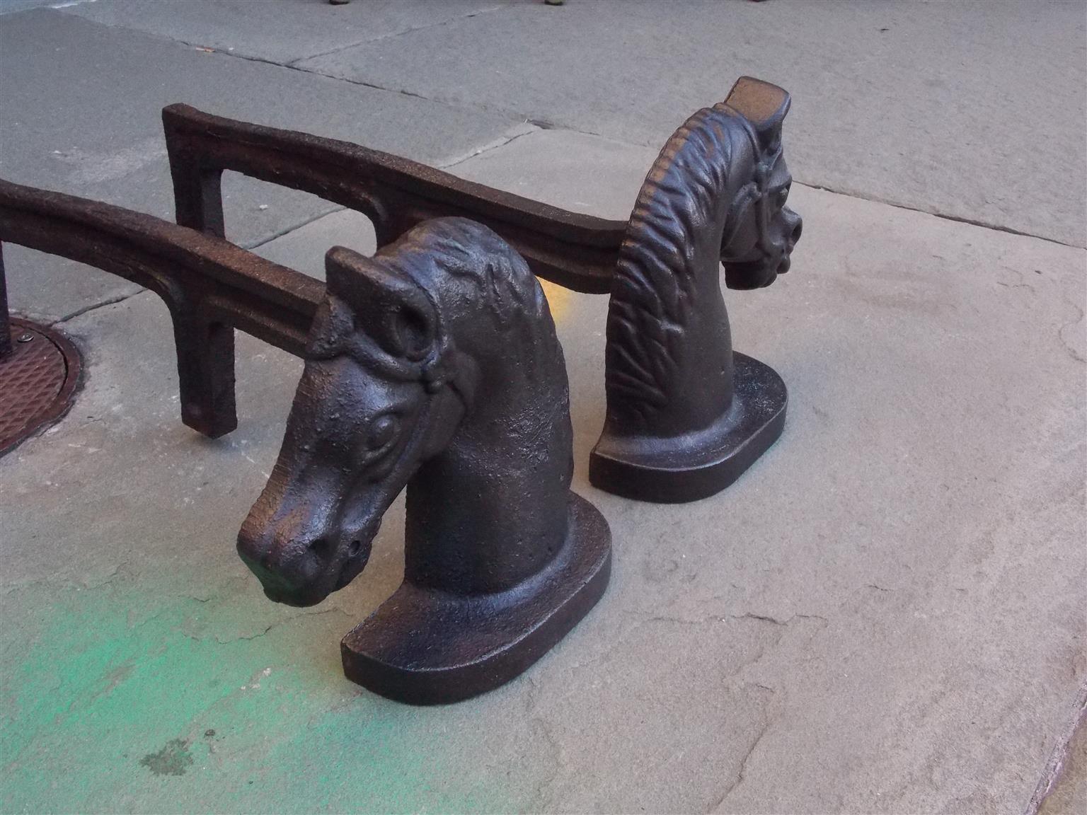 Pair of American Cast Iron Horse Head Andirons with Original Dog Legs, C. 1850 In Excellent Condition For Sale In Hollywood, SC