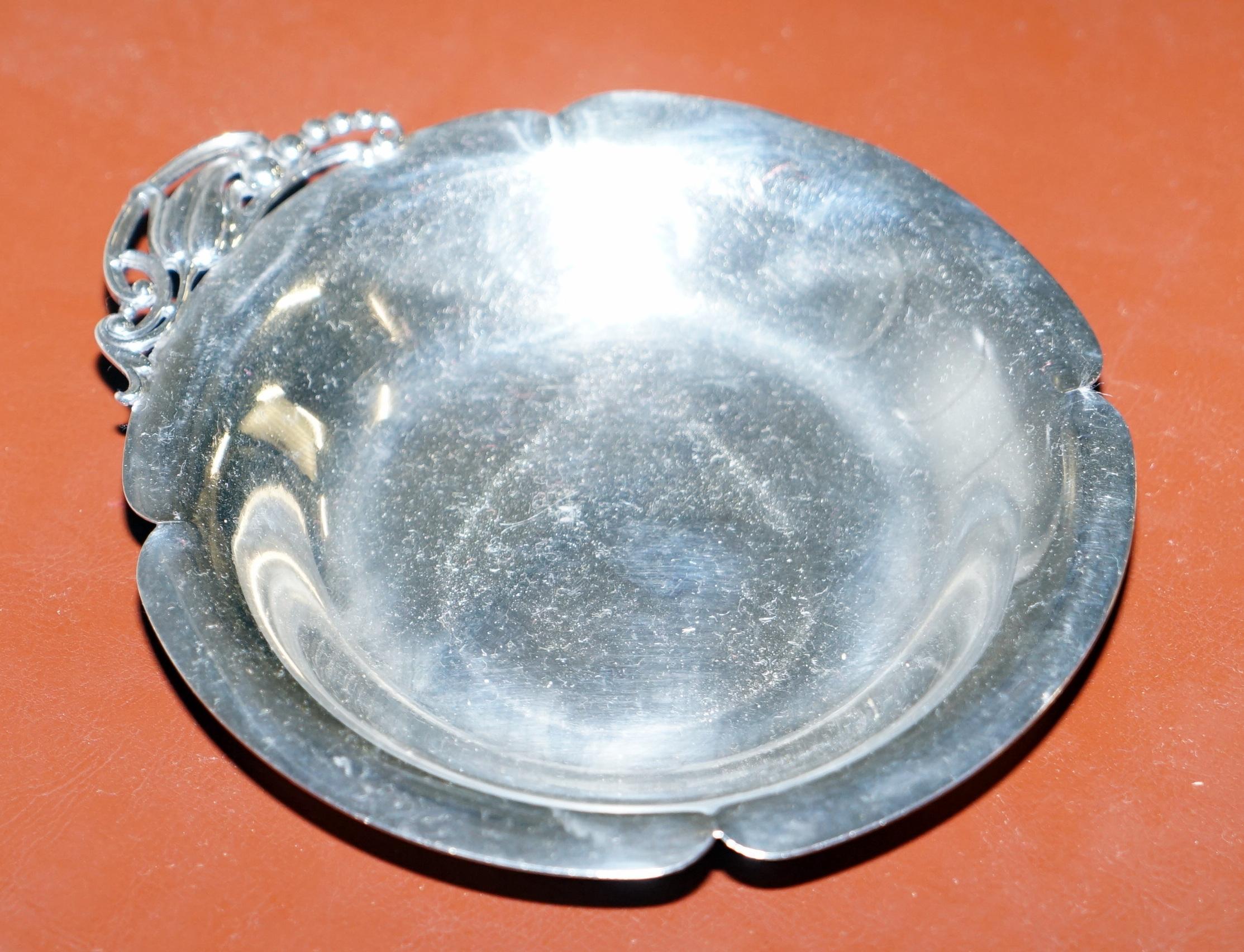 Pareja de platos para galletas Webster Company americanos de plata de ley de hacia la década de 1950 Moderno de mediados de siglo en venta