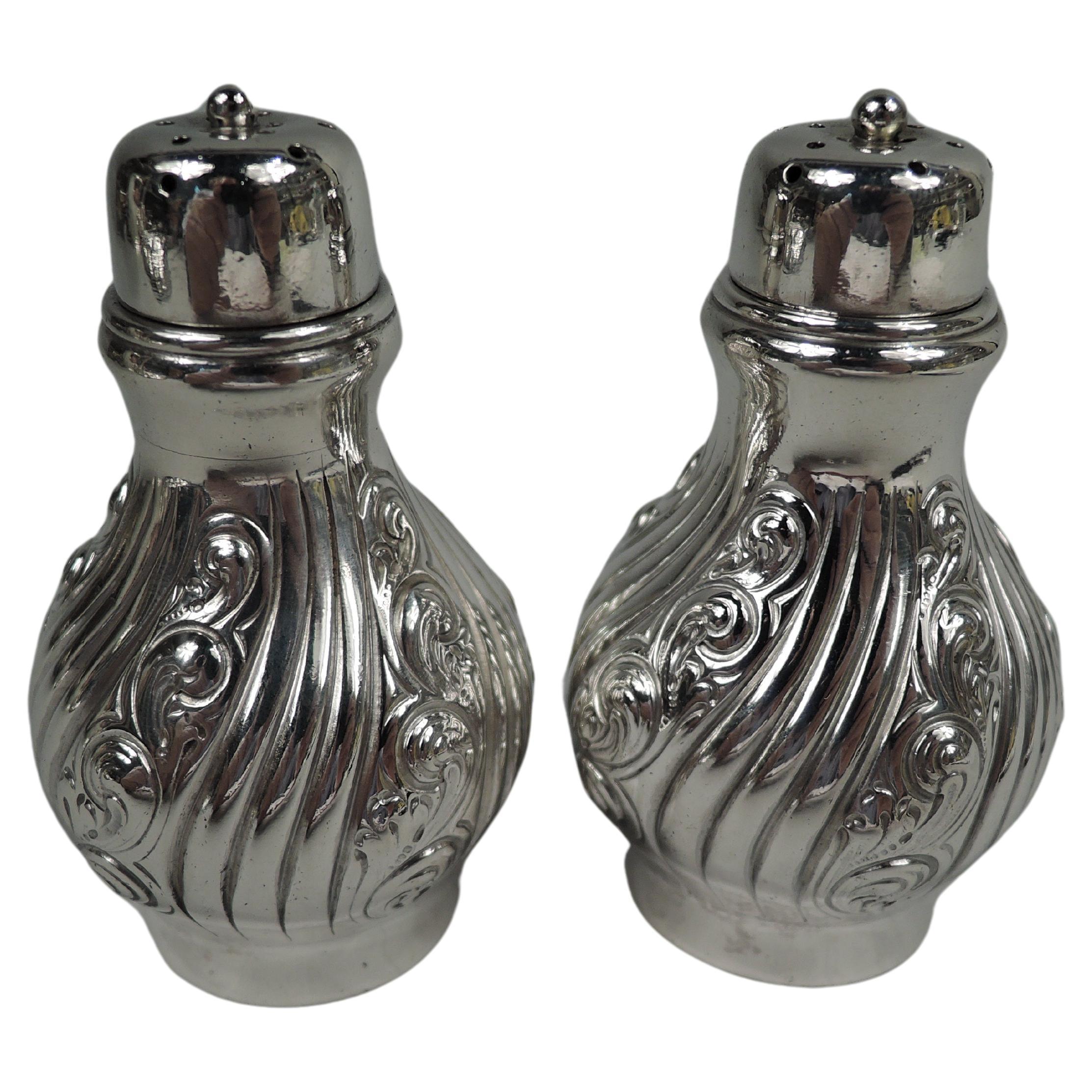 Pair of American Edwardian Sterling Silver Salt & Pepper Shakers