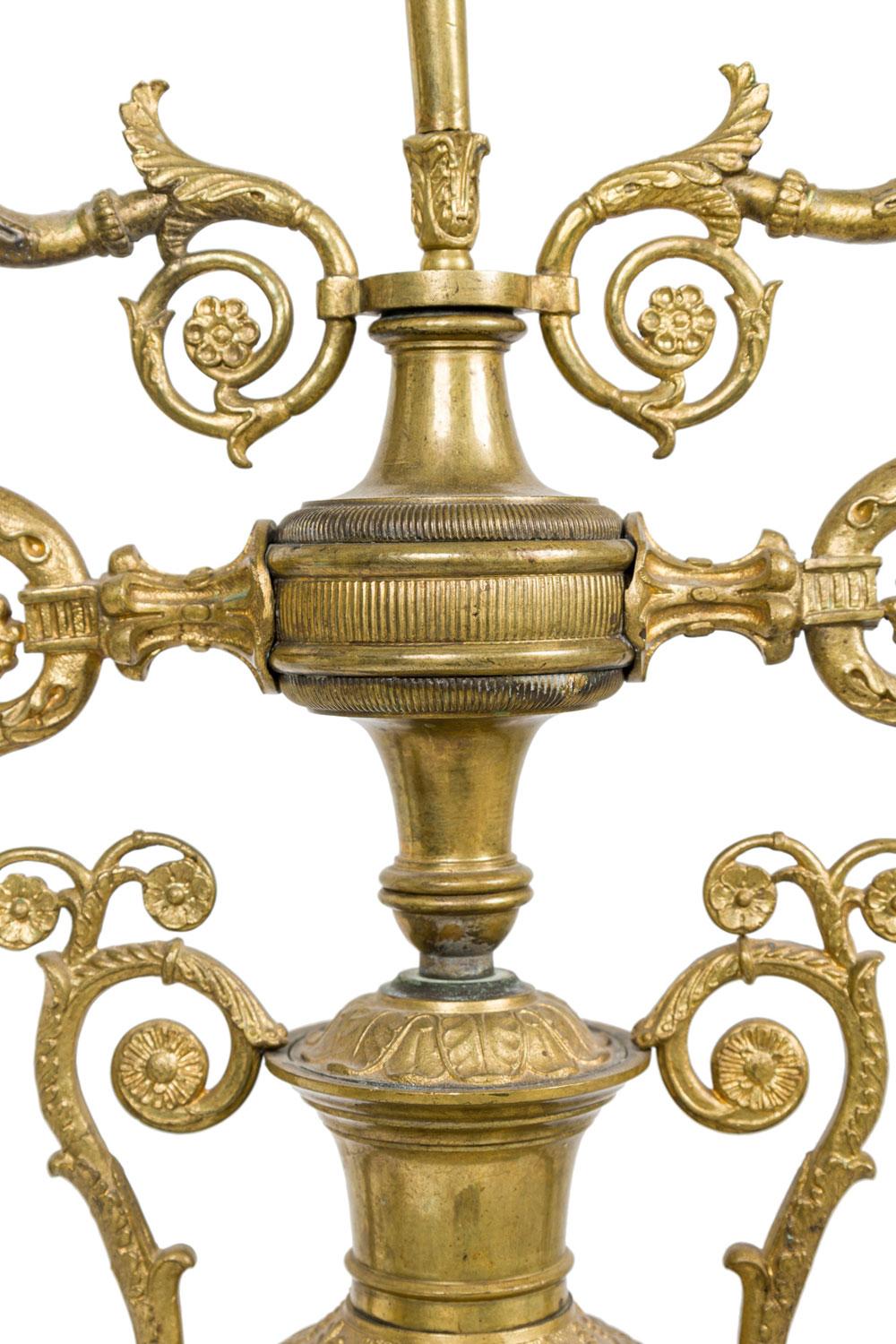 Pair of American Empire Bronze Dore Candelabras in vendita 4