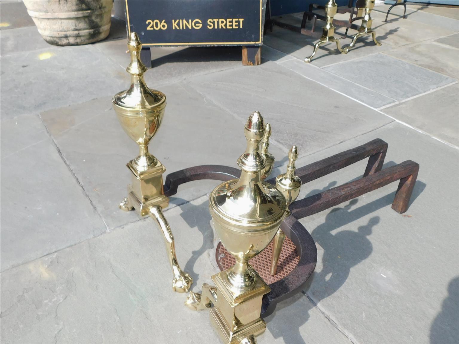 Pair of American Federal Brass Flanking Urn Finial Engraved Andirons Phil C 1800 In Excellent Condition For Sale In Hollywood, SC