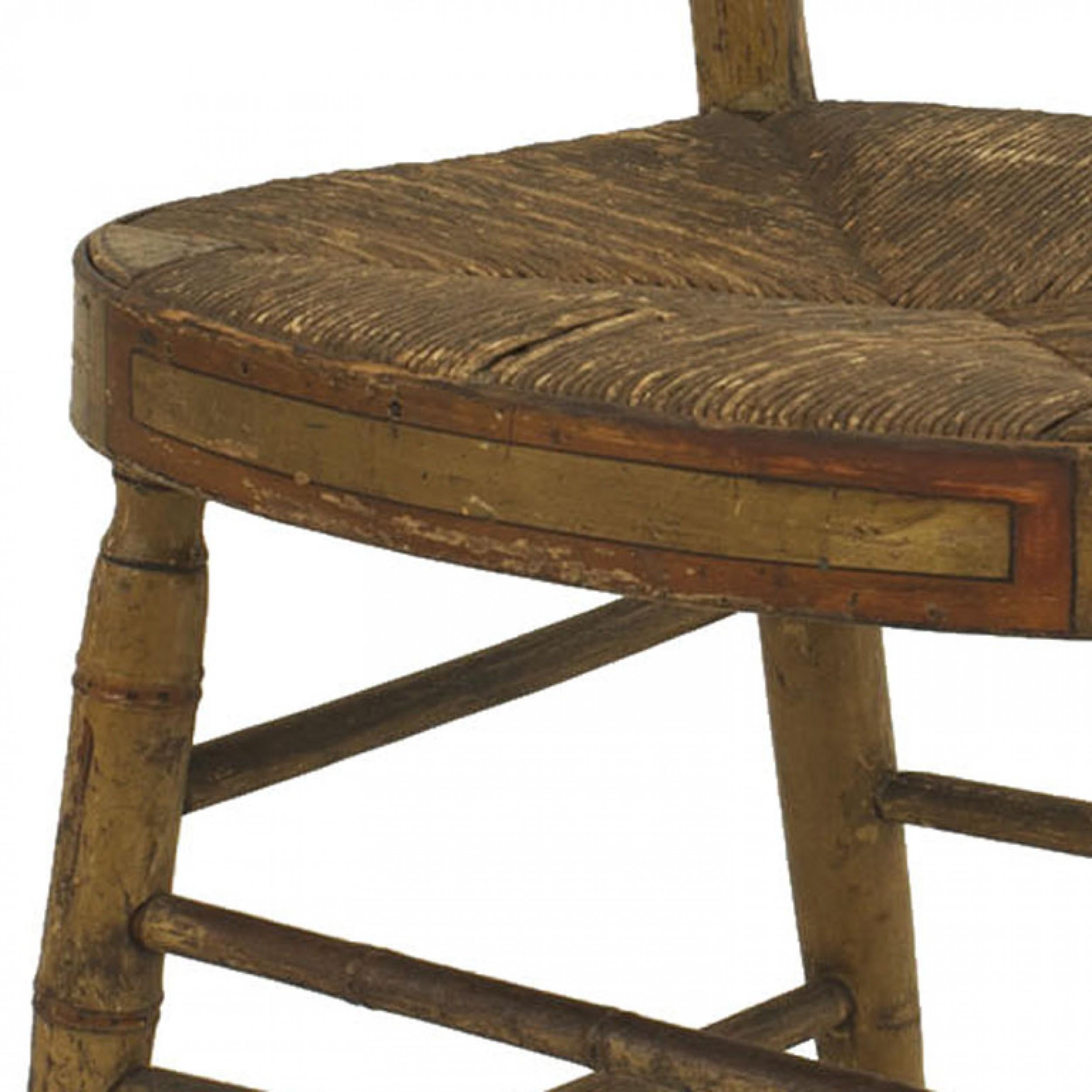 Fédéral Paire de chaises d'appoint peintes de style fédéral américain en vente