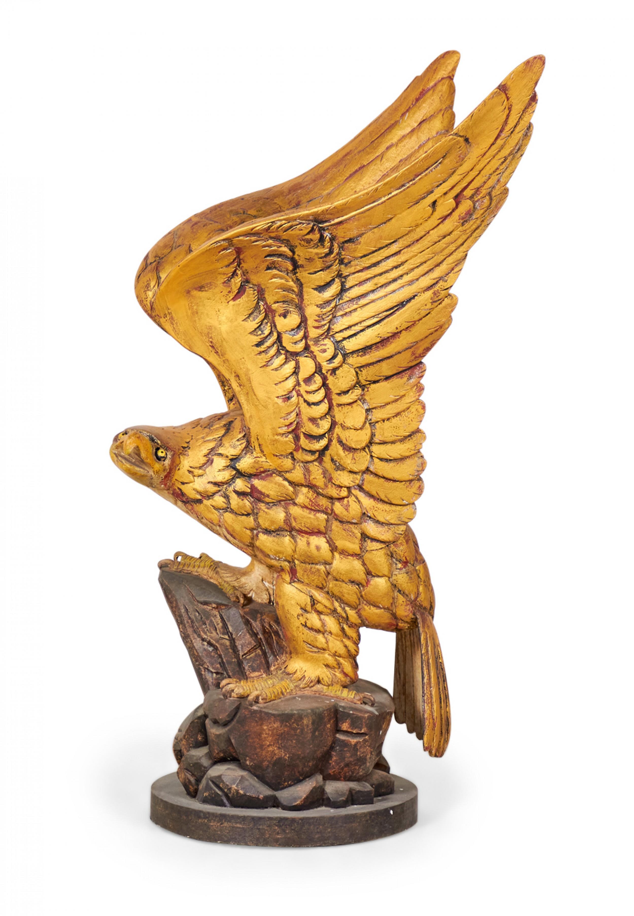 Paar geschnitzte Adler-Skulpturen aus Giltwood im amerikanischen Bundesstil im Angebot 2