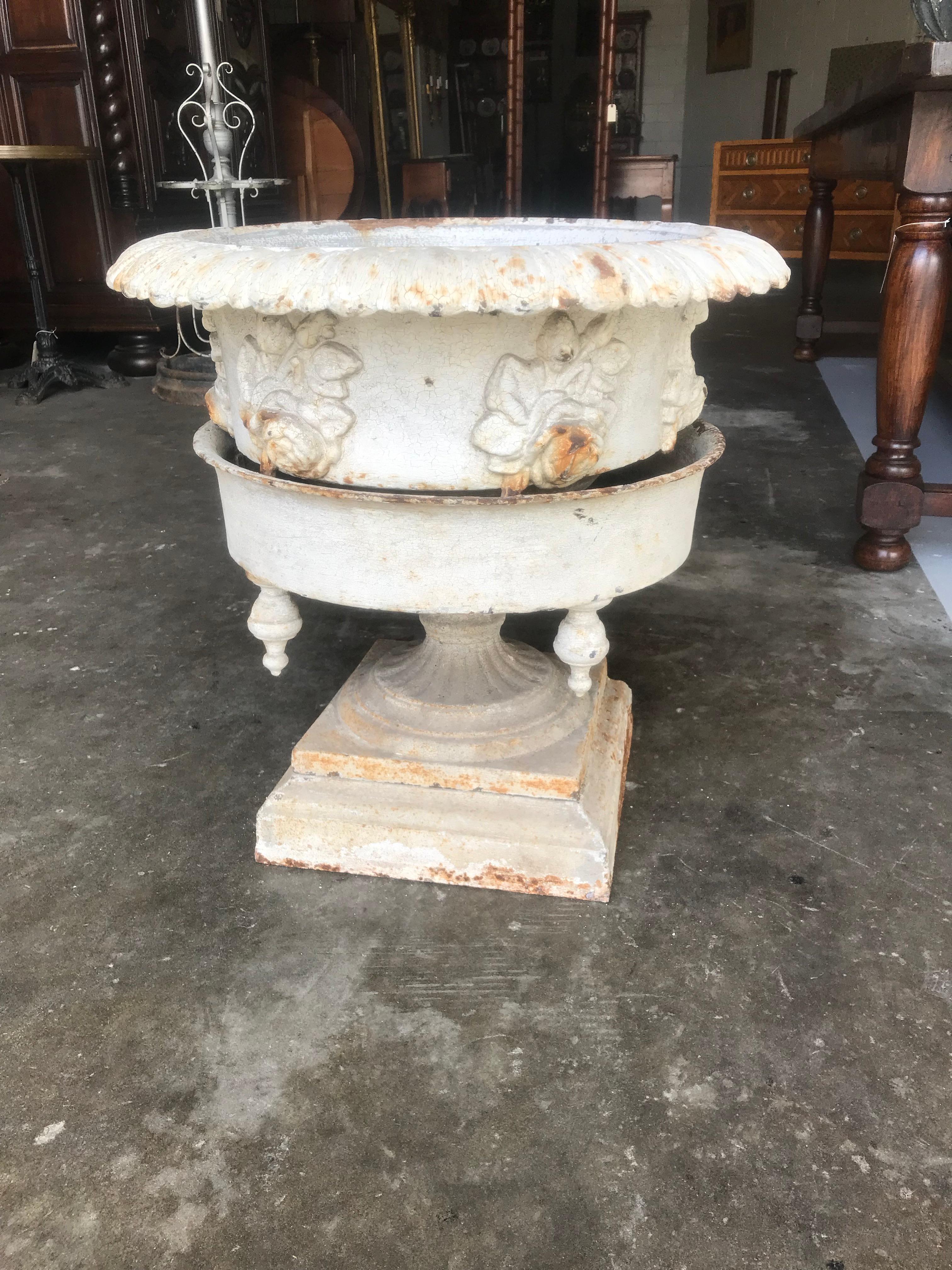 Pair of  American Garden Cast Iron Urns or Planters 4