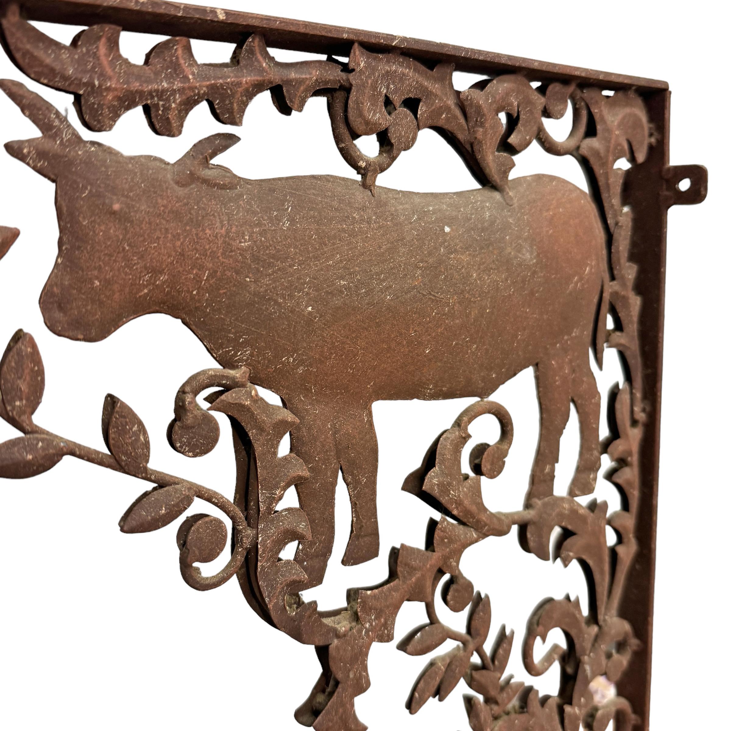 Pair of American Iron Cow Brackets 6