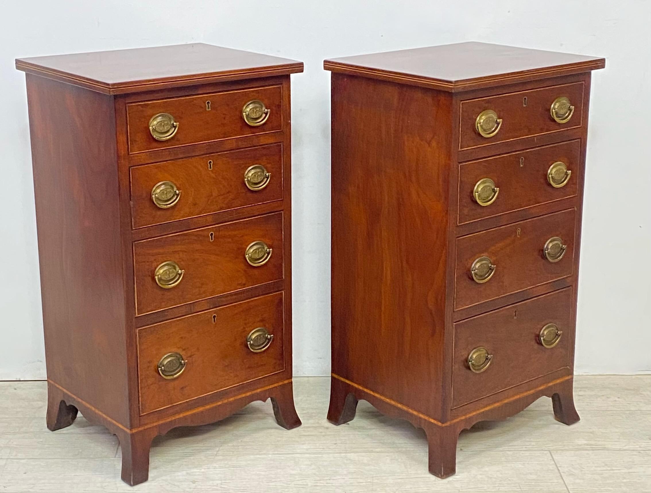 Pair of American Mahogany Bedside Cabinets Chests, 19th Century In Good Condition In San Francisco, CA