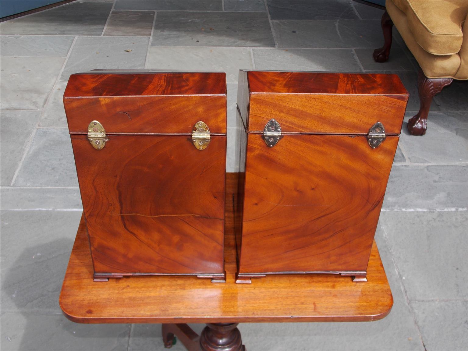 Pair of American Mahogany Serpentine Cutlery Boxes with Silver Mounts , C. 1790 5