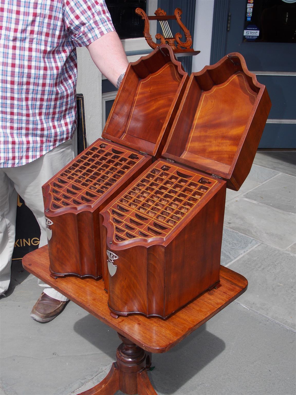 Pair of American Mahogany Serpentine Cutlery Boxes with Silver Mounts , C. 1790 In Excellent Condition In Hollywood, SC