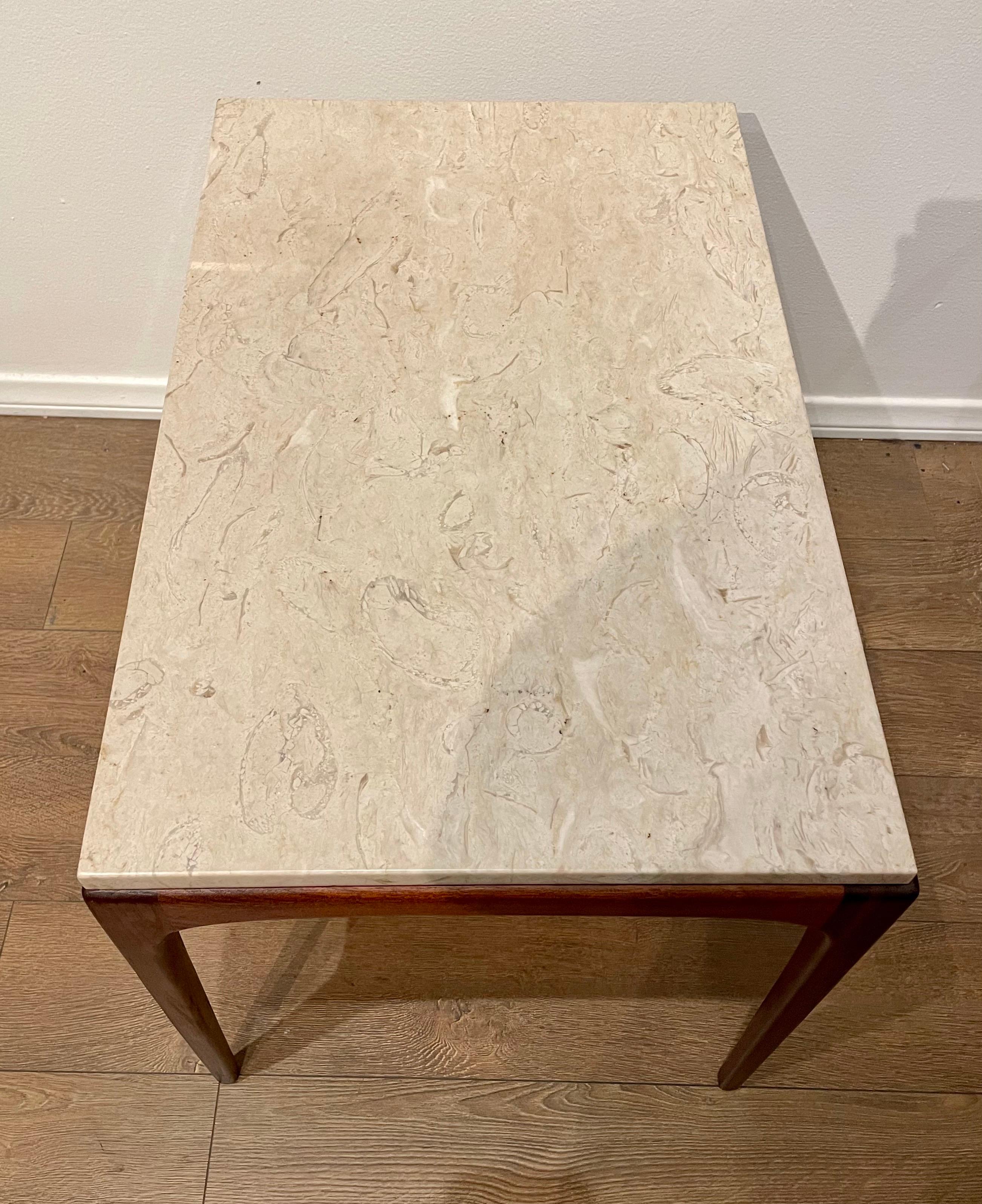 Pair of American Mid Century Marble & Walnut End Cocktail Tables In Excellent Condition In San Diego, CA