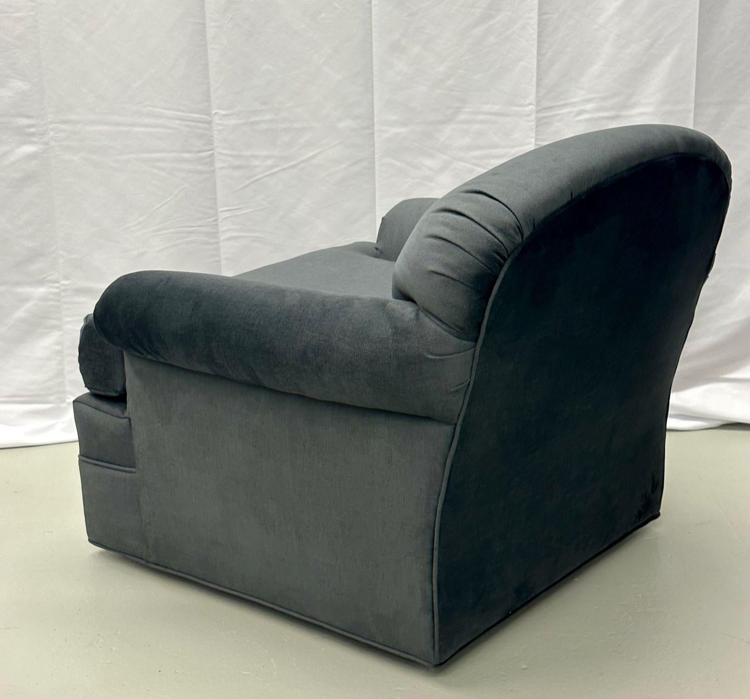 Paire de fauteuils pivotants/de salon modernes américains gris, bras en volutes en vente 7
